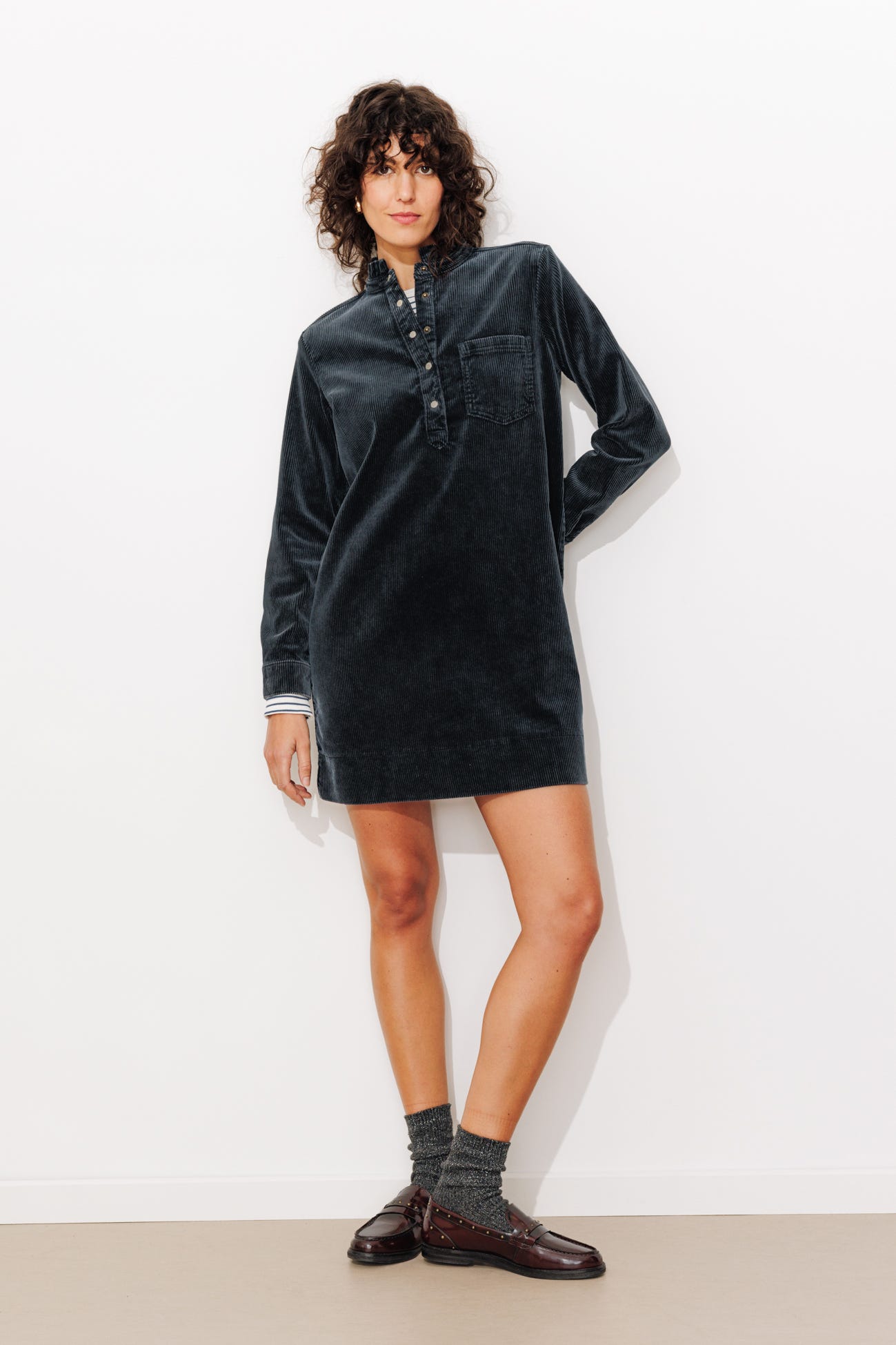 Vestido corto de pana