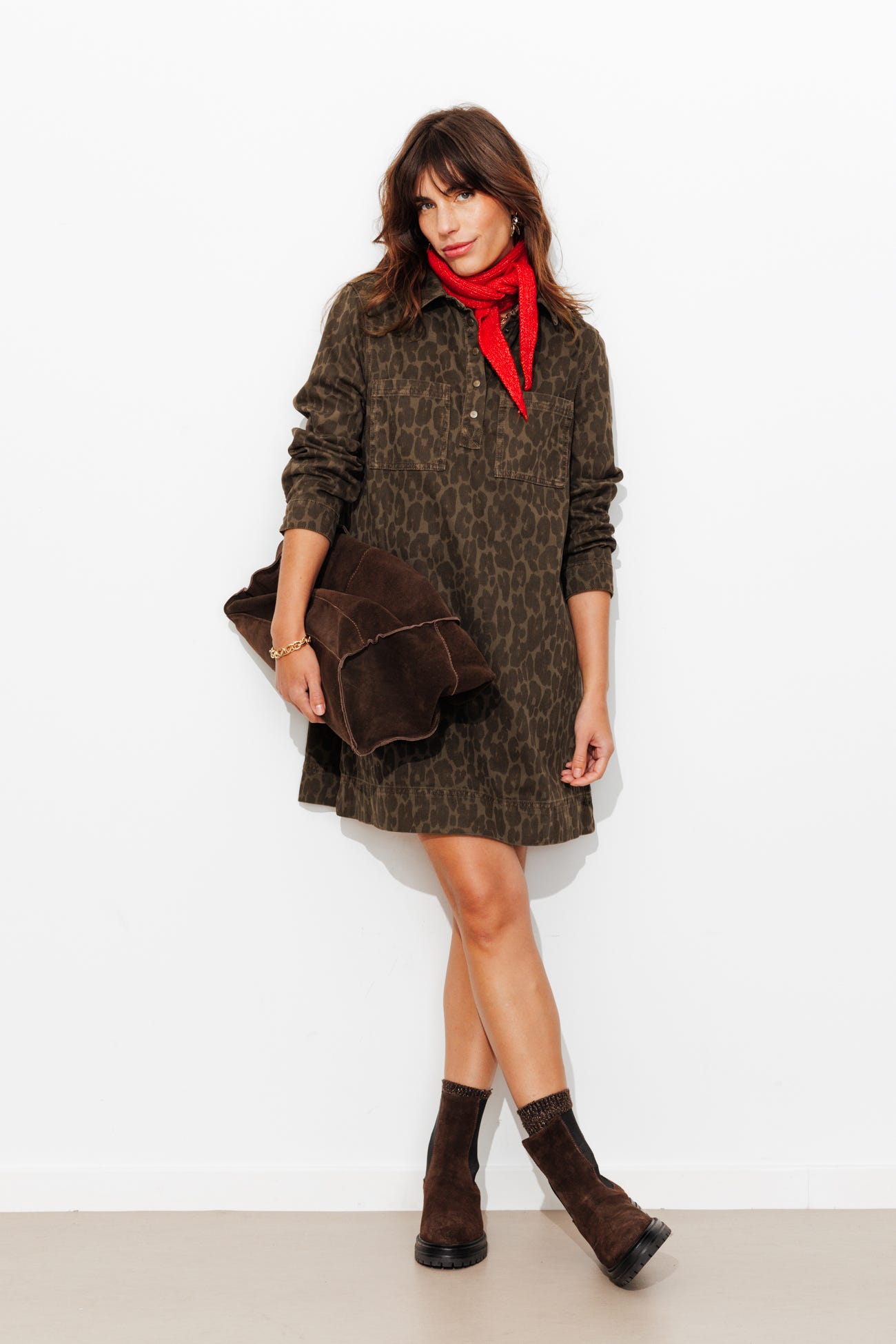 Robe courte en toile léopard