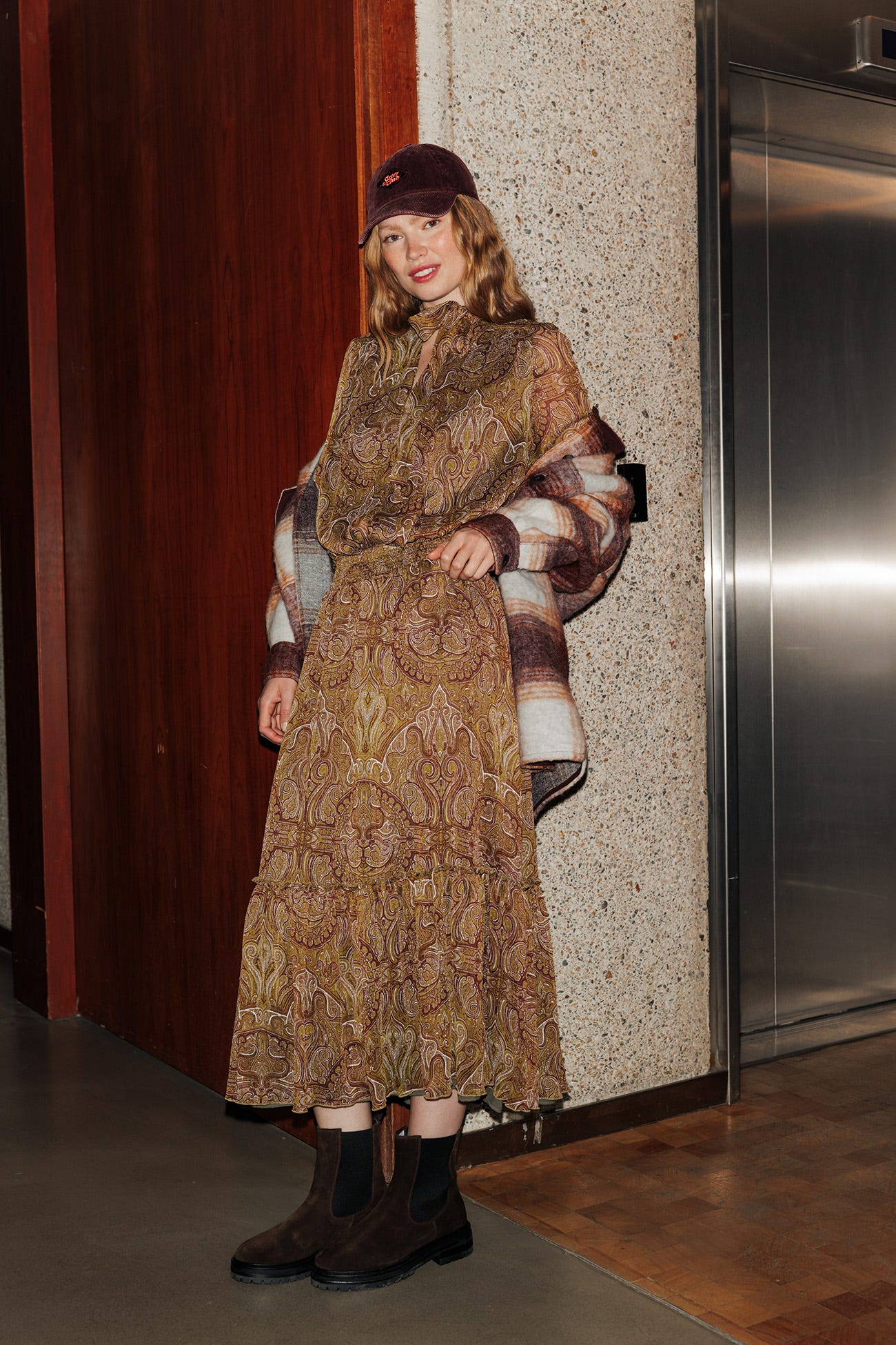 Tie-neckline patterned dress