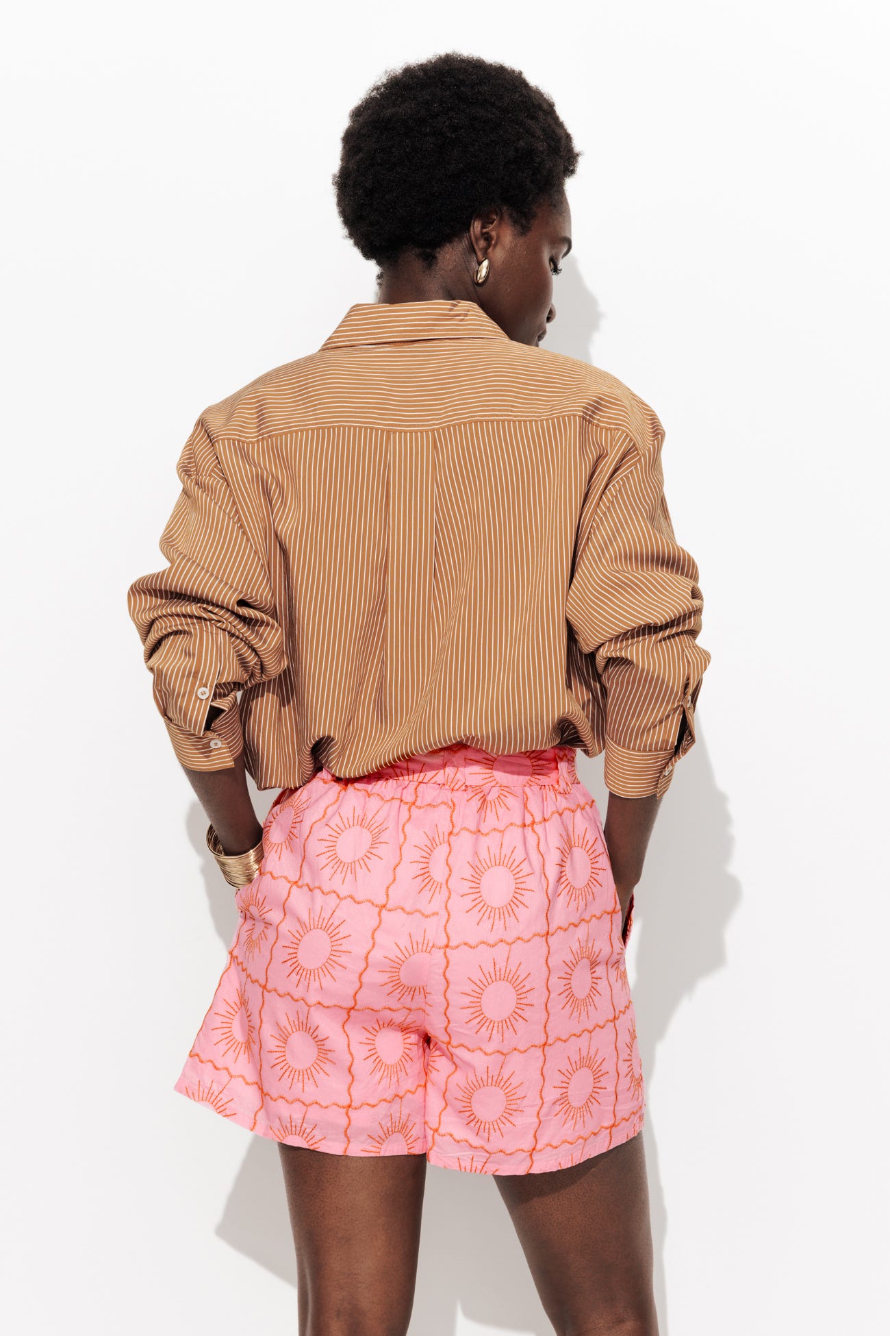 Short brodé ceinturé Femme