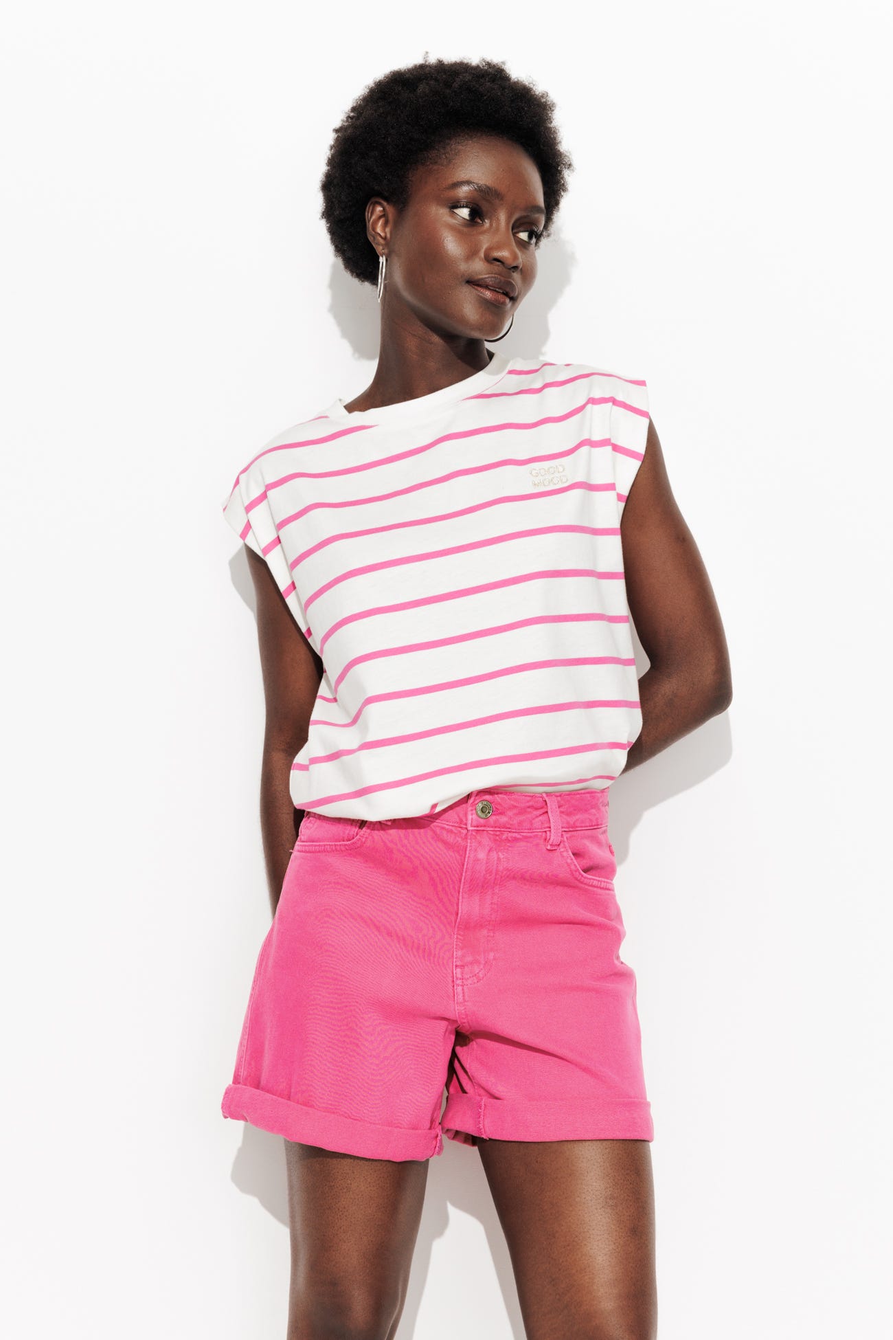Short en toile unie Femme