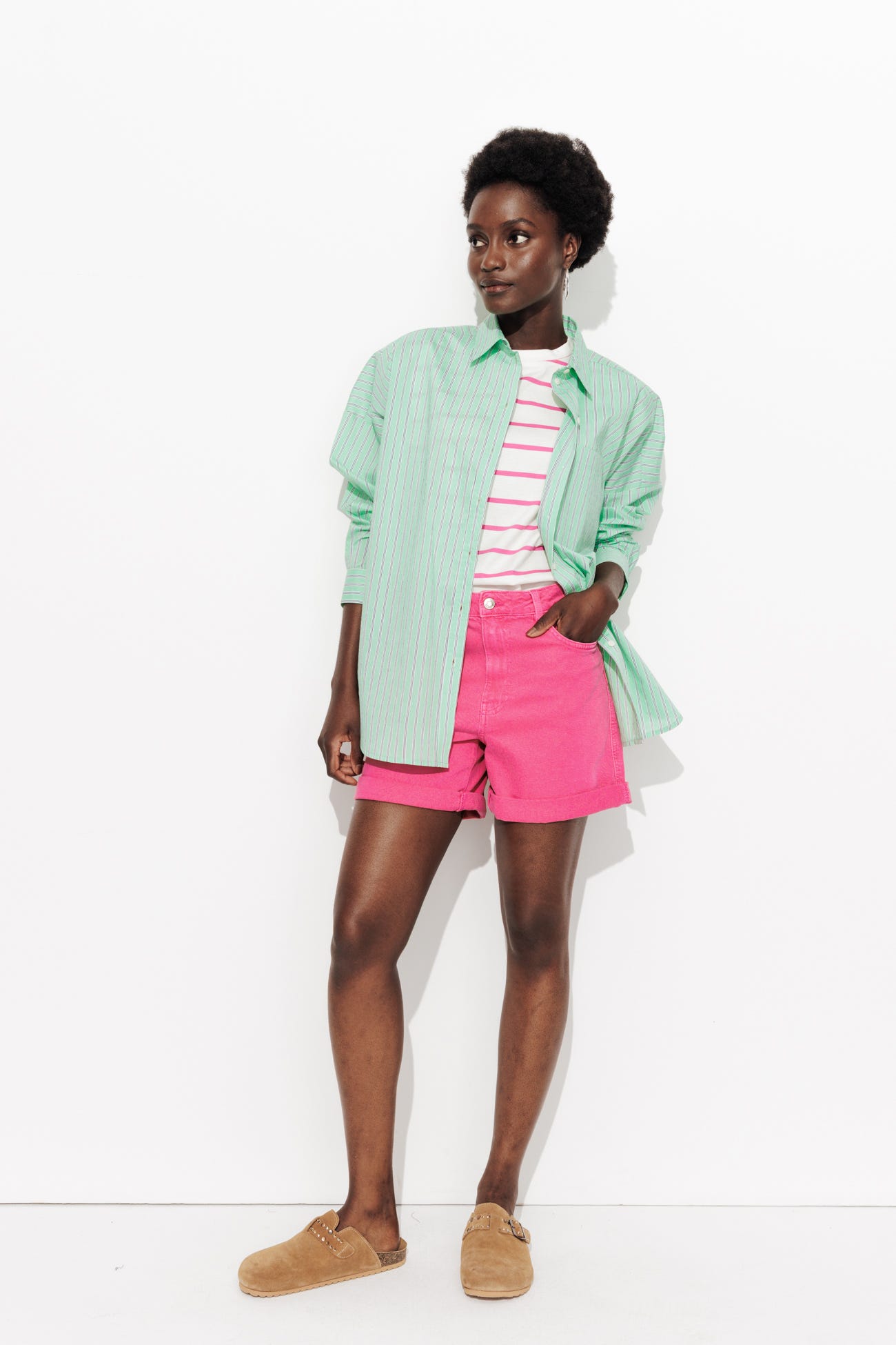 Short en toile unie Femme