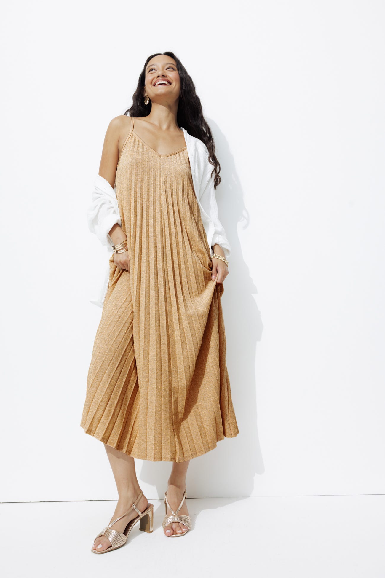 Longue robe plissée pailletée