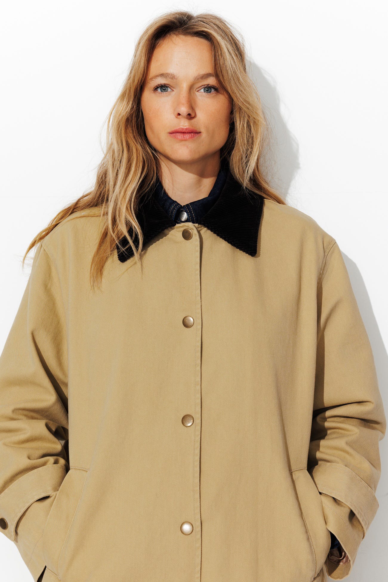 Corduroy collar long coat