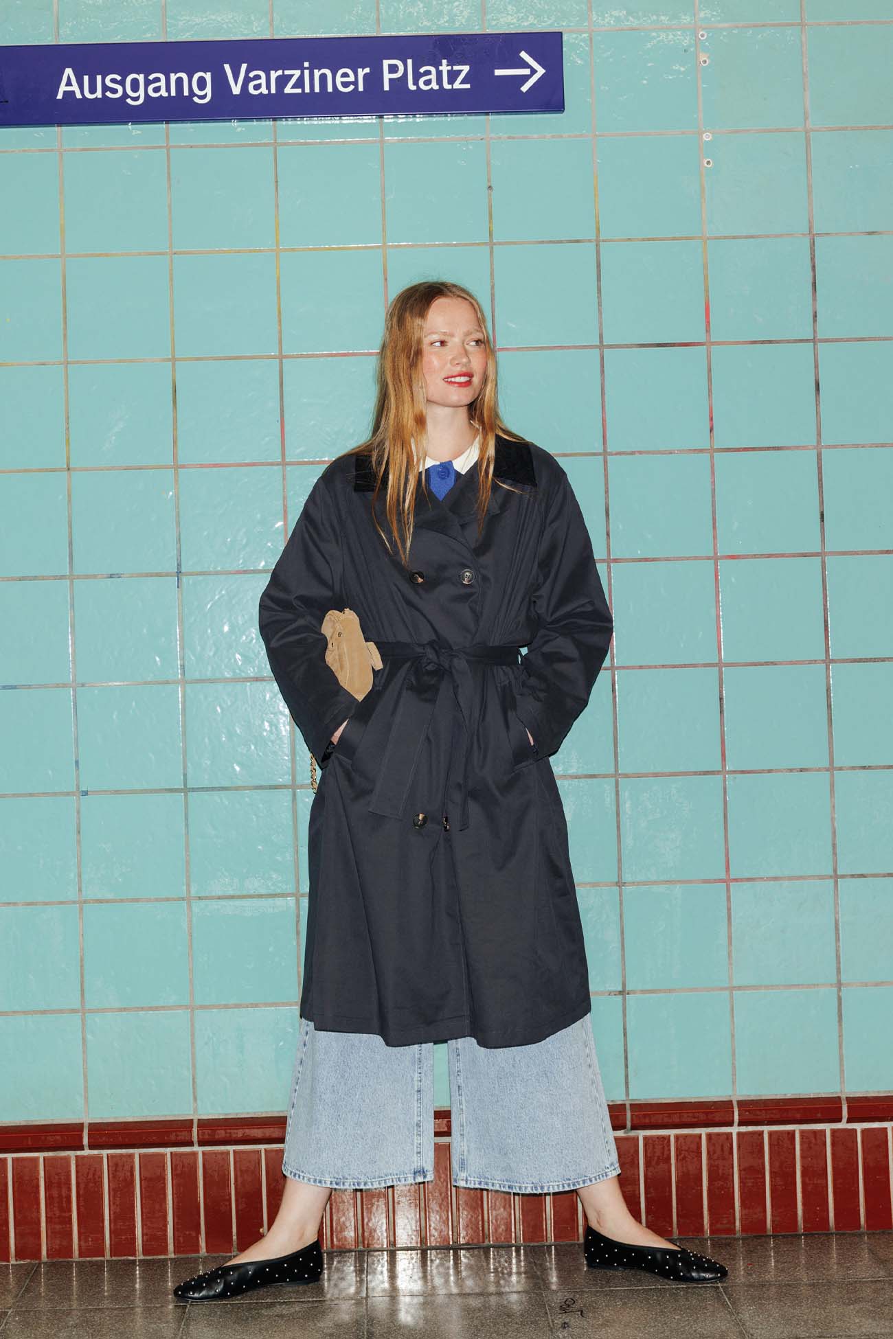 Oversized trenchcoat