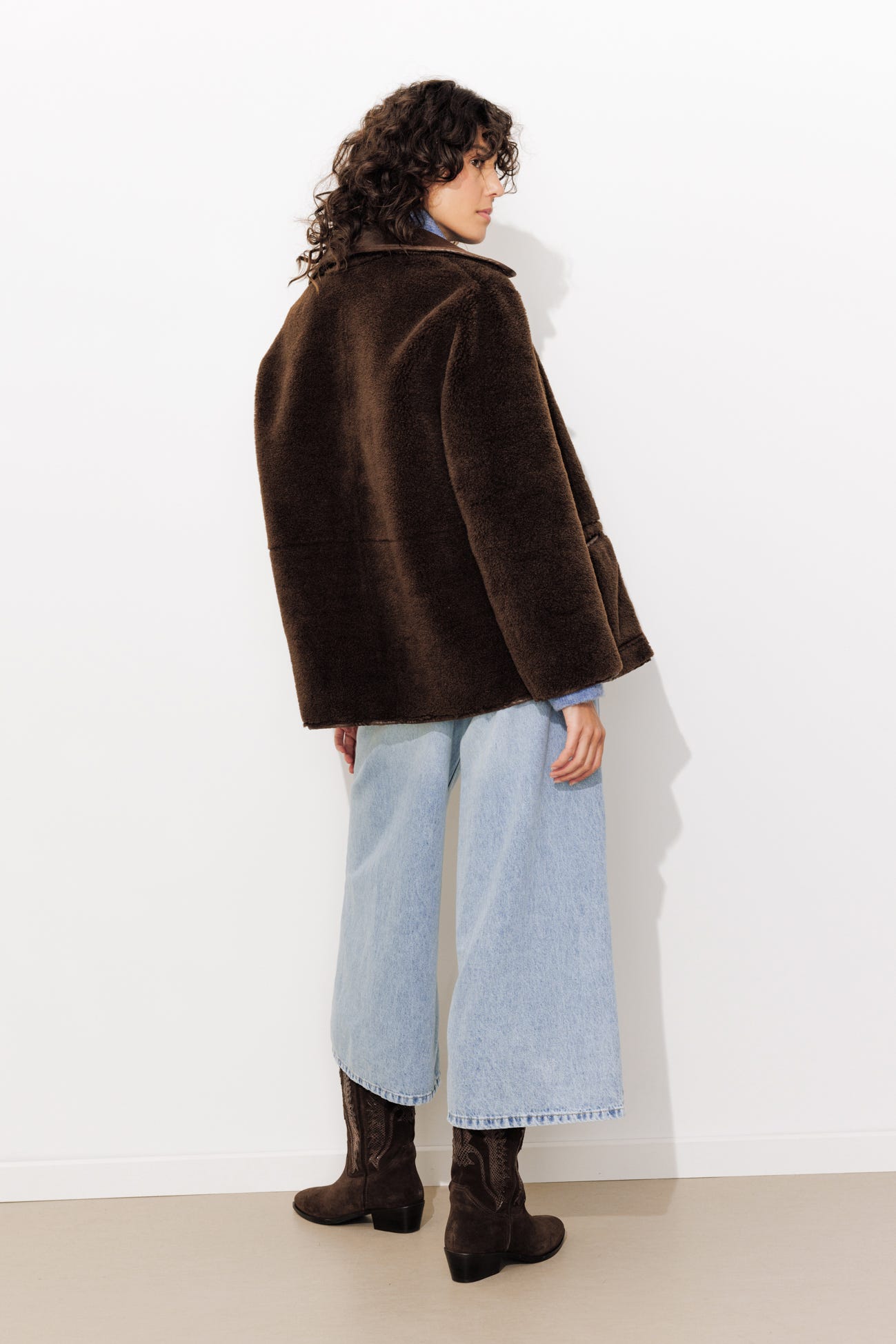 Veste en moumoute retournée