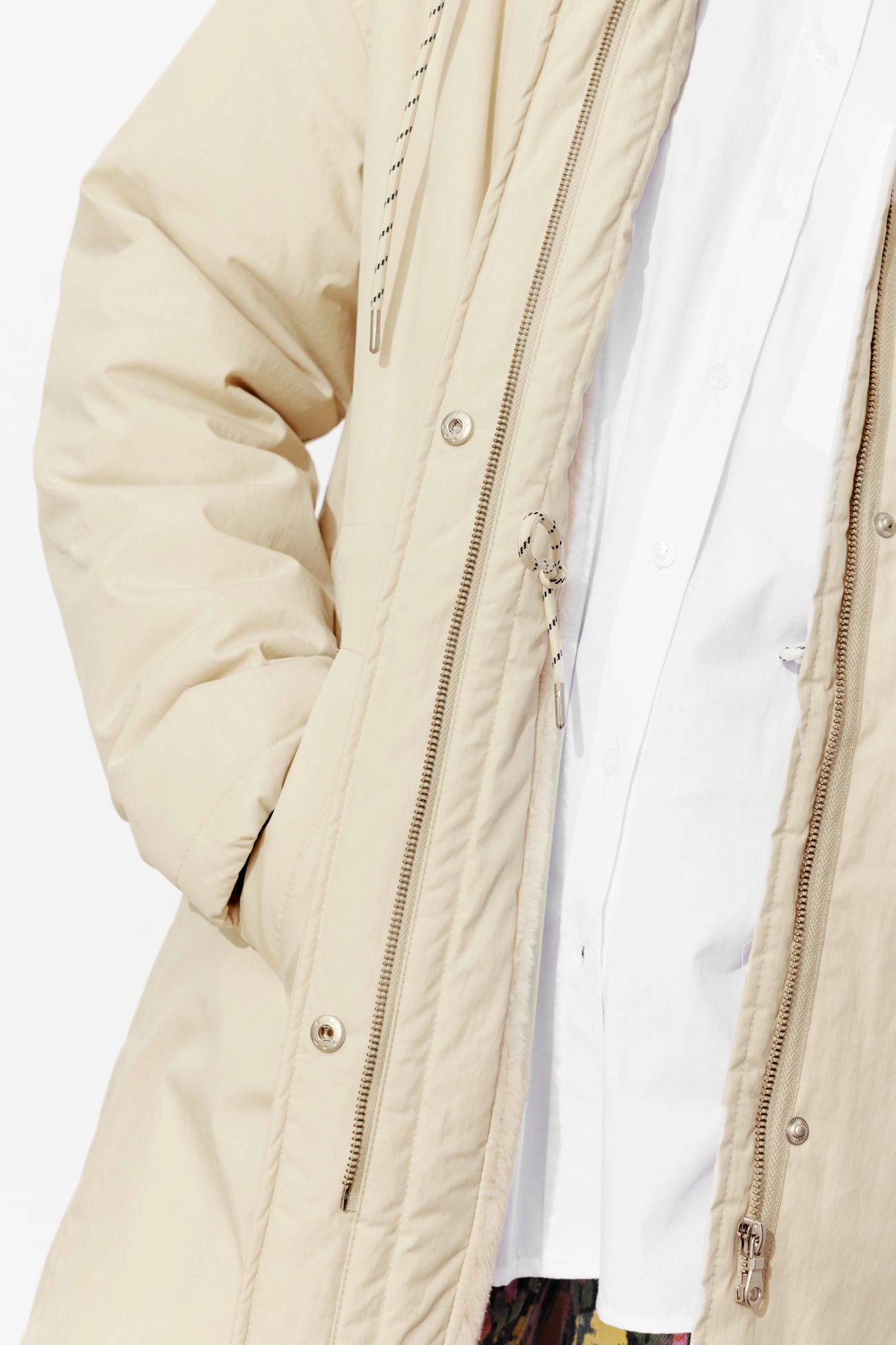 Parka pelo sintético y capucha