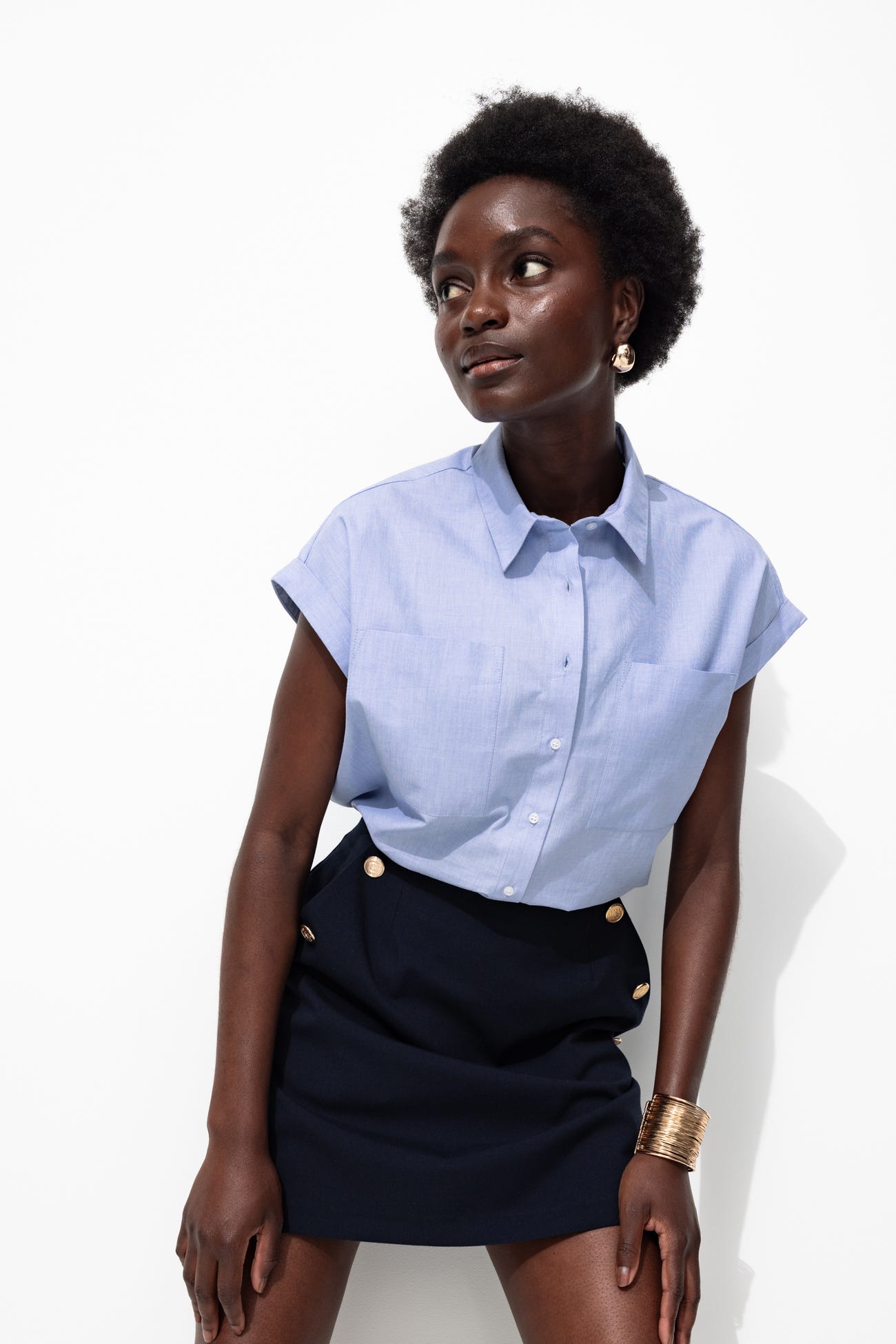 Short textured shirt