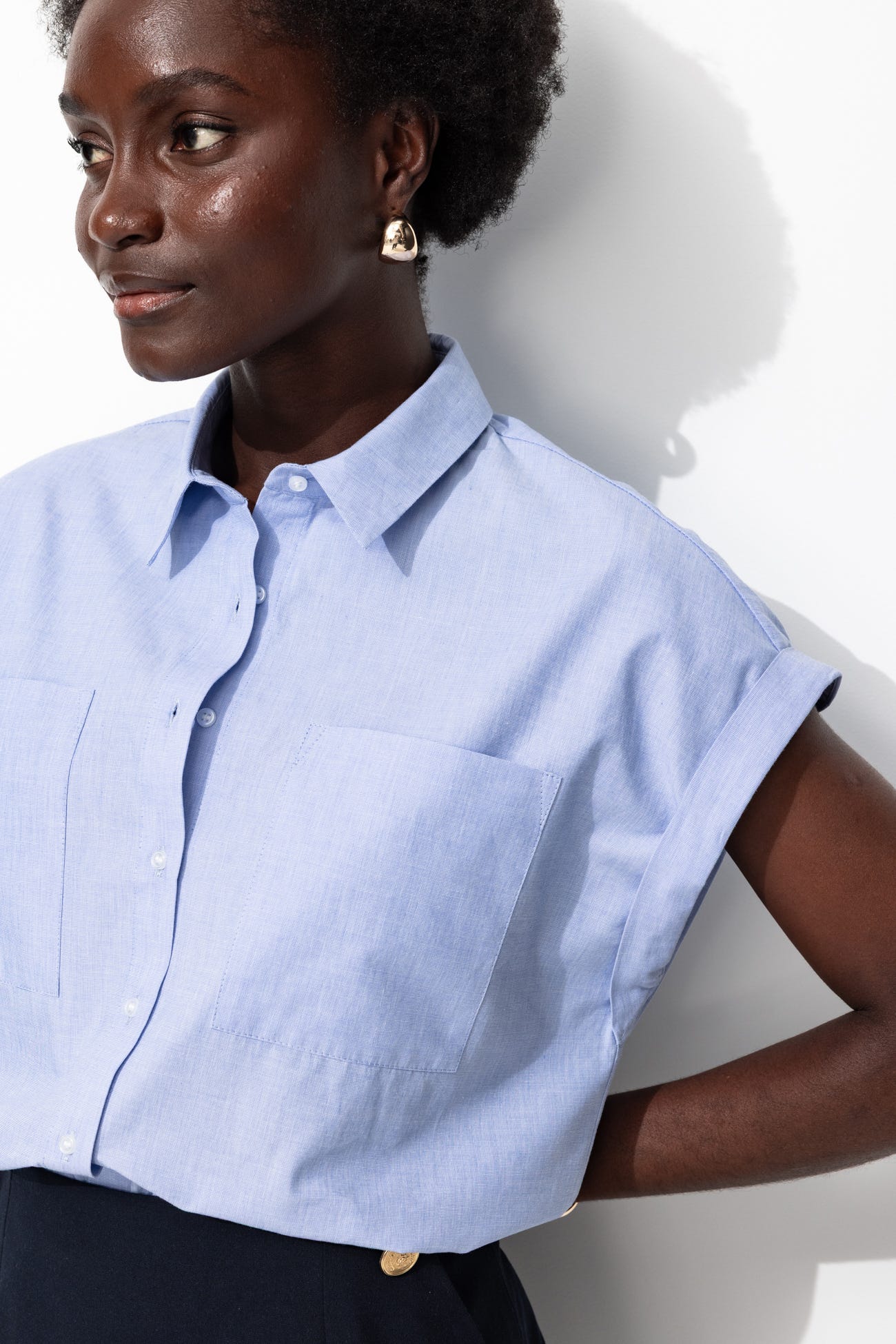 Short textured shirt