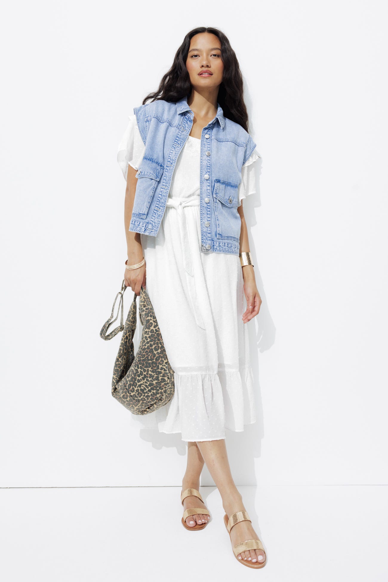 Robe mid brodée plumetis