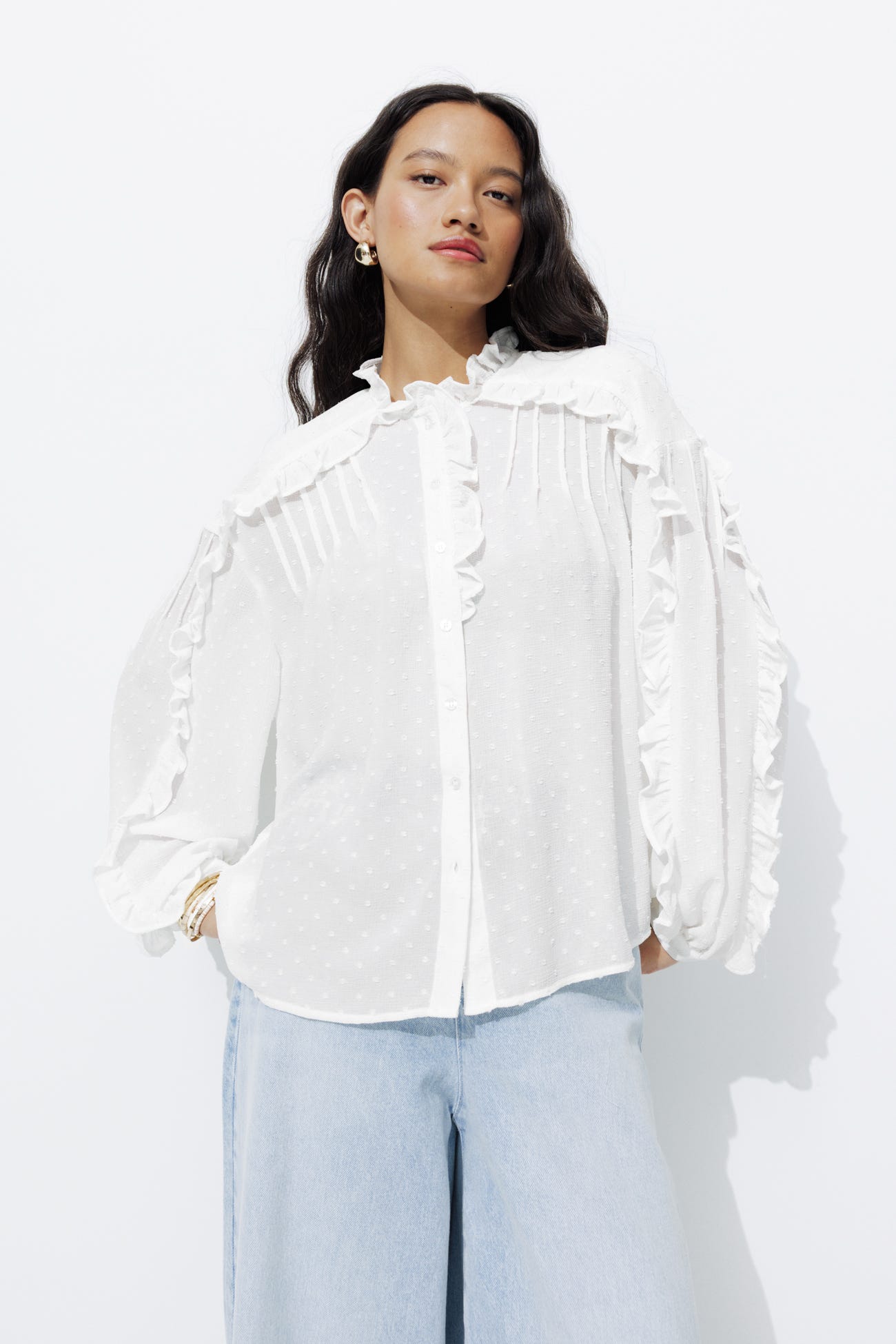 Chemise volantée plumetis