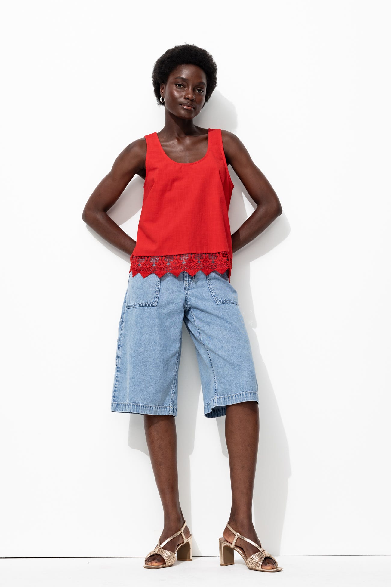 Top in cotone inserto crochet