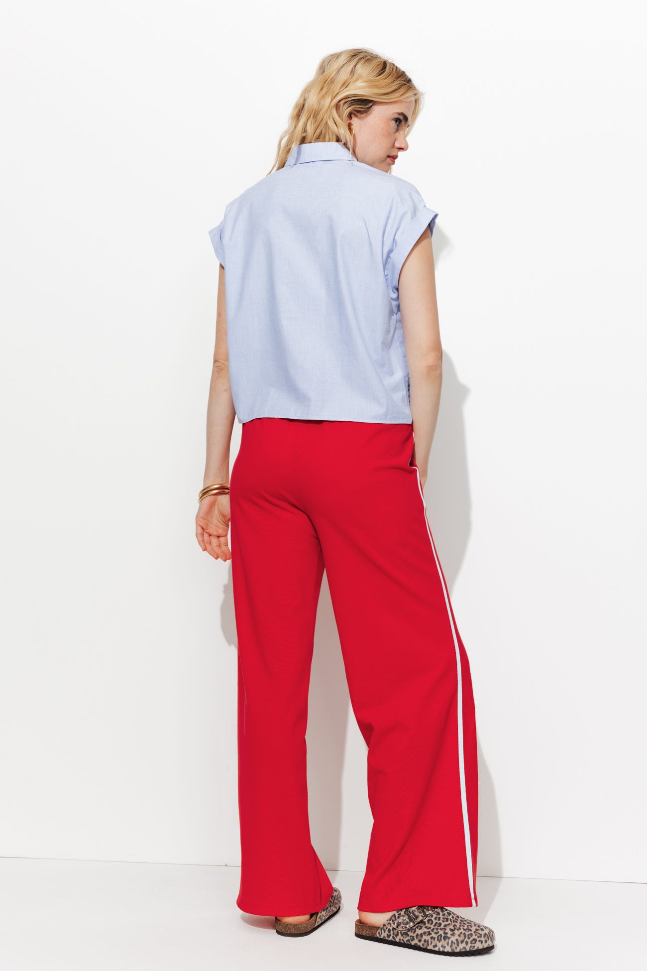 Joggers with side band
