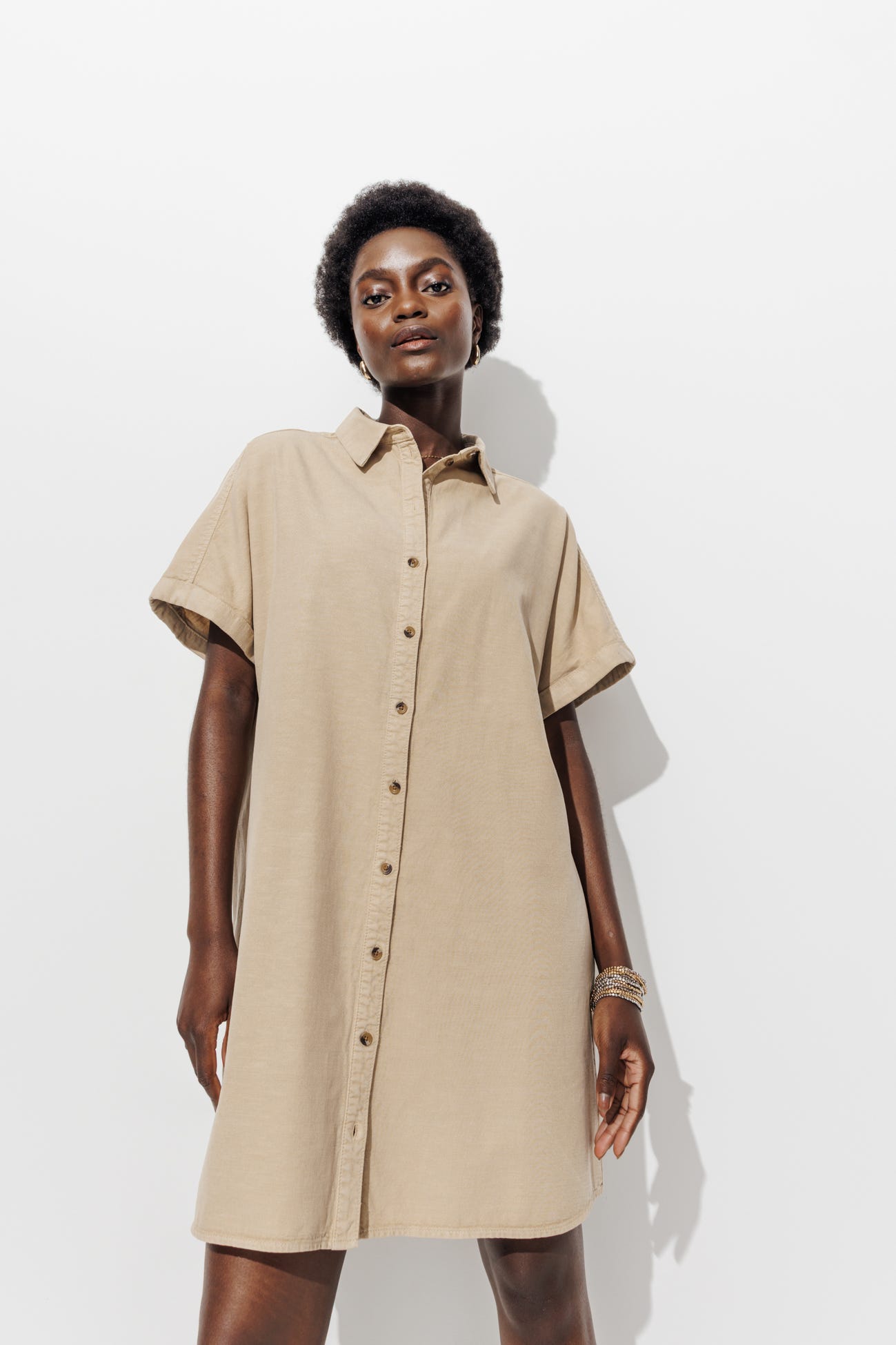 Short shirtdress