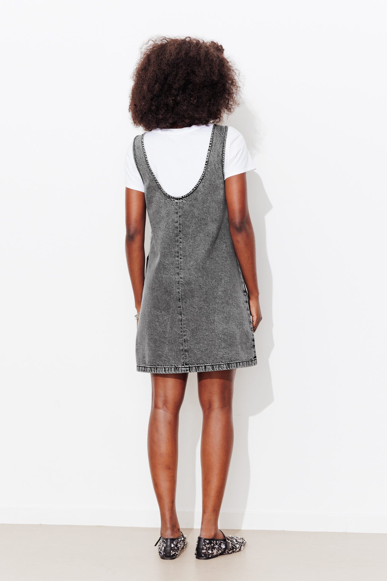 Robe courte en jean strassé