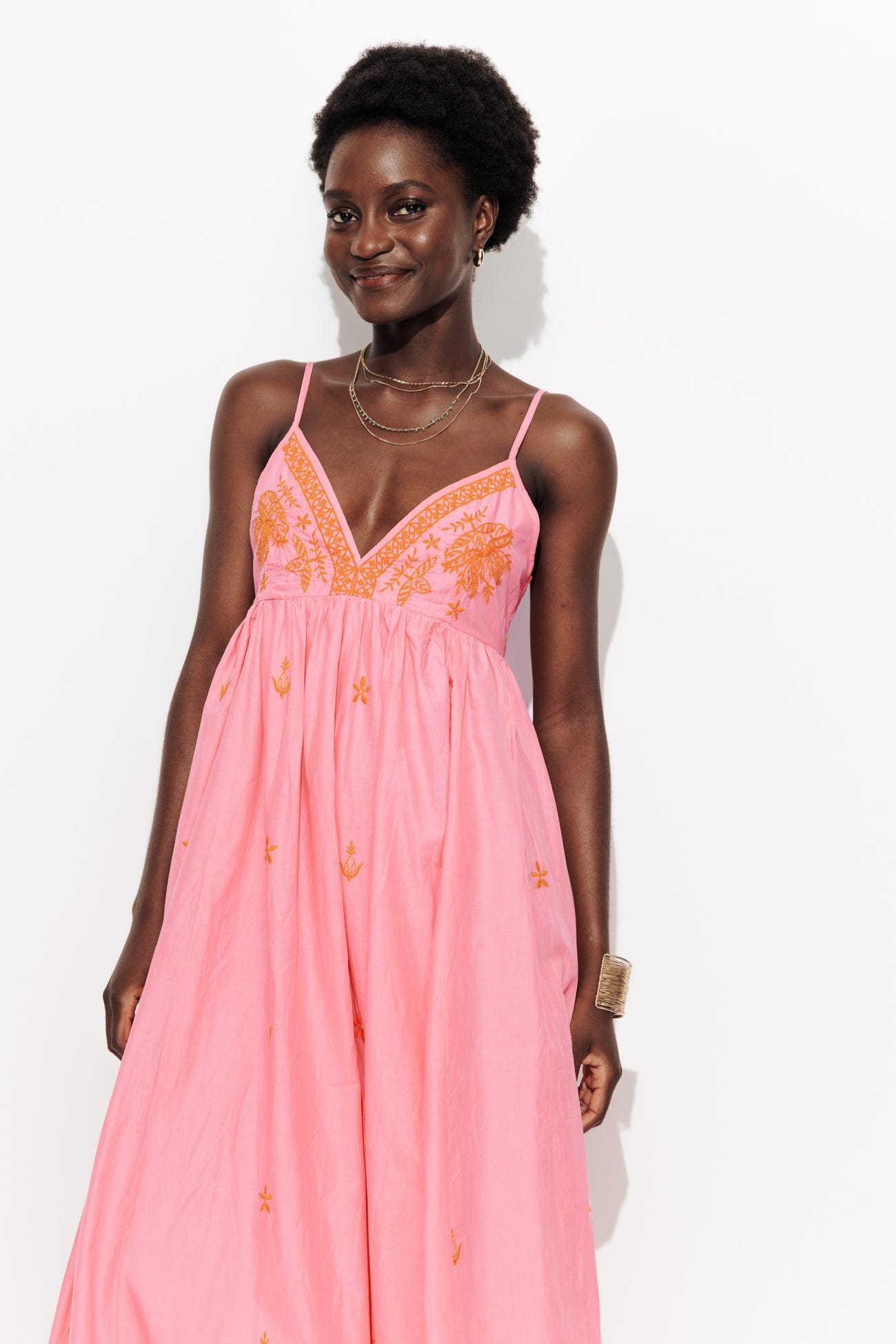 Robe brodée à bretelles Femme