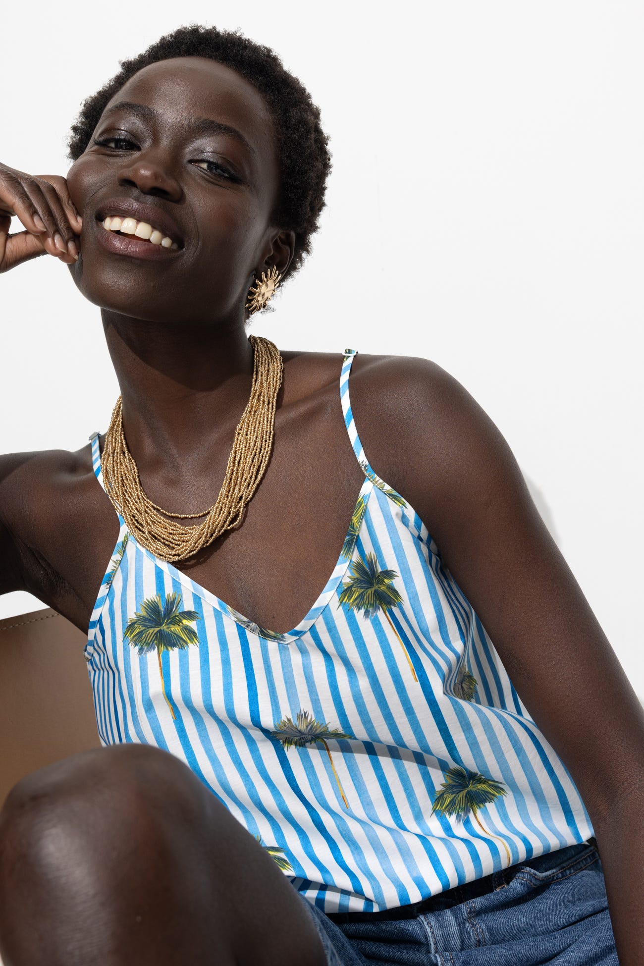 Top estampado palmeras