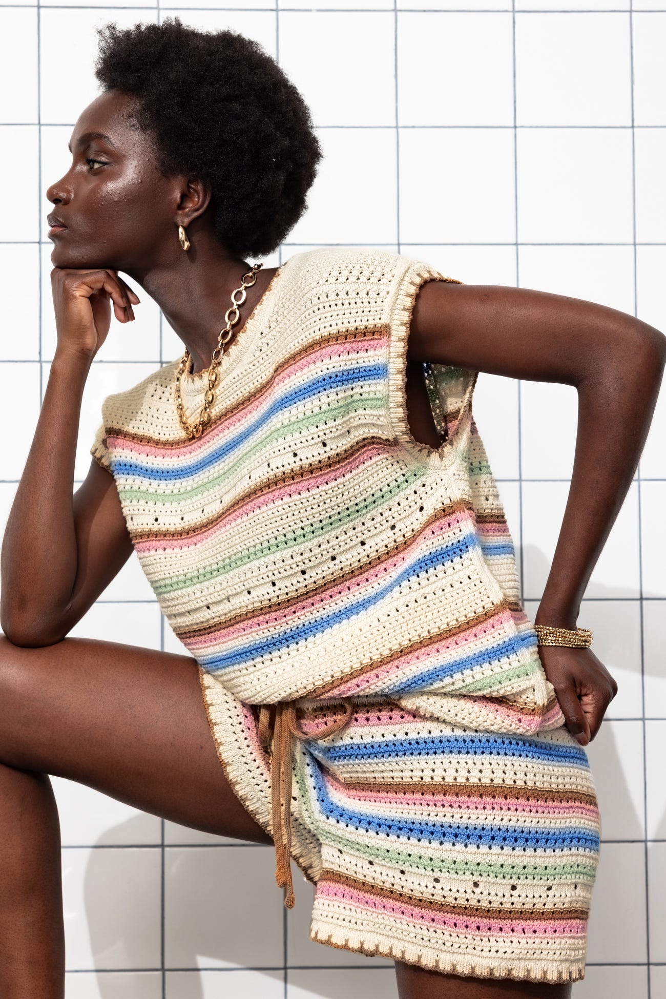 Maglia smanicata all'uncinetto