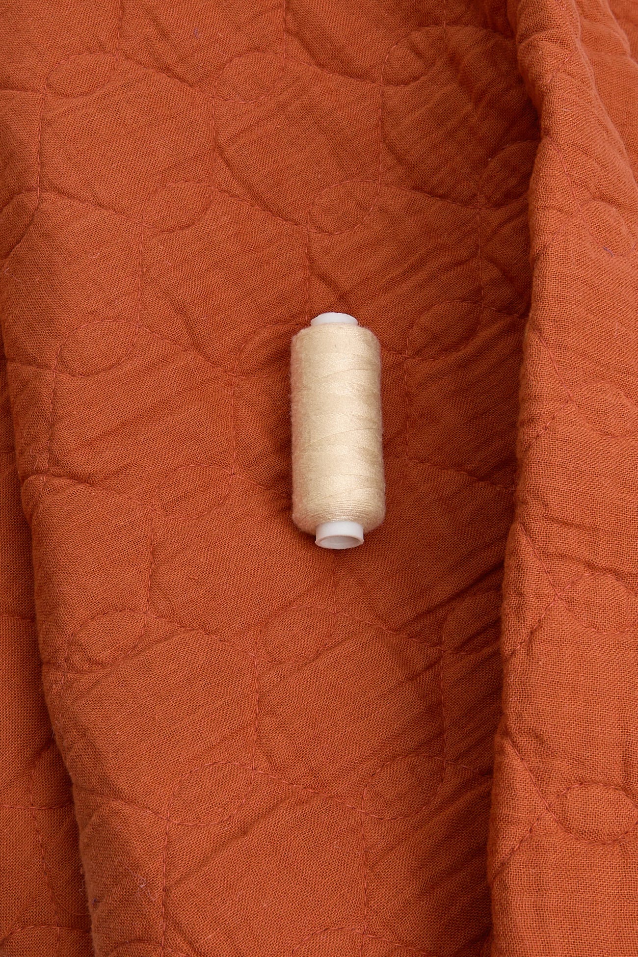 Coupon 2 m coton matelassé uni