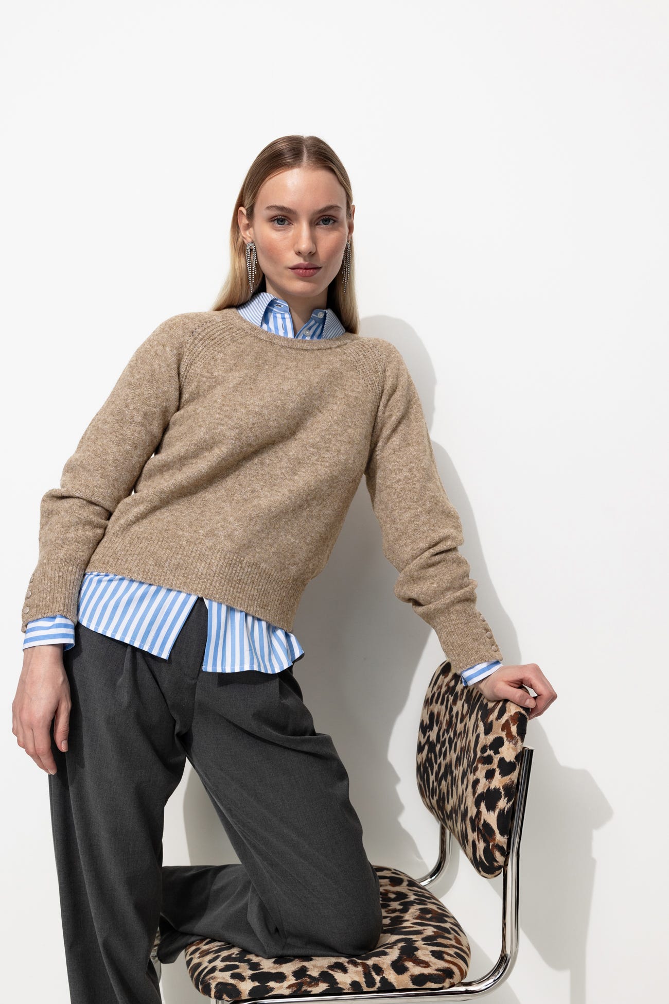 Round-neck jumper
