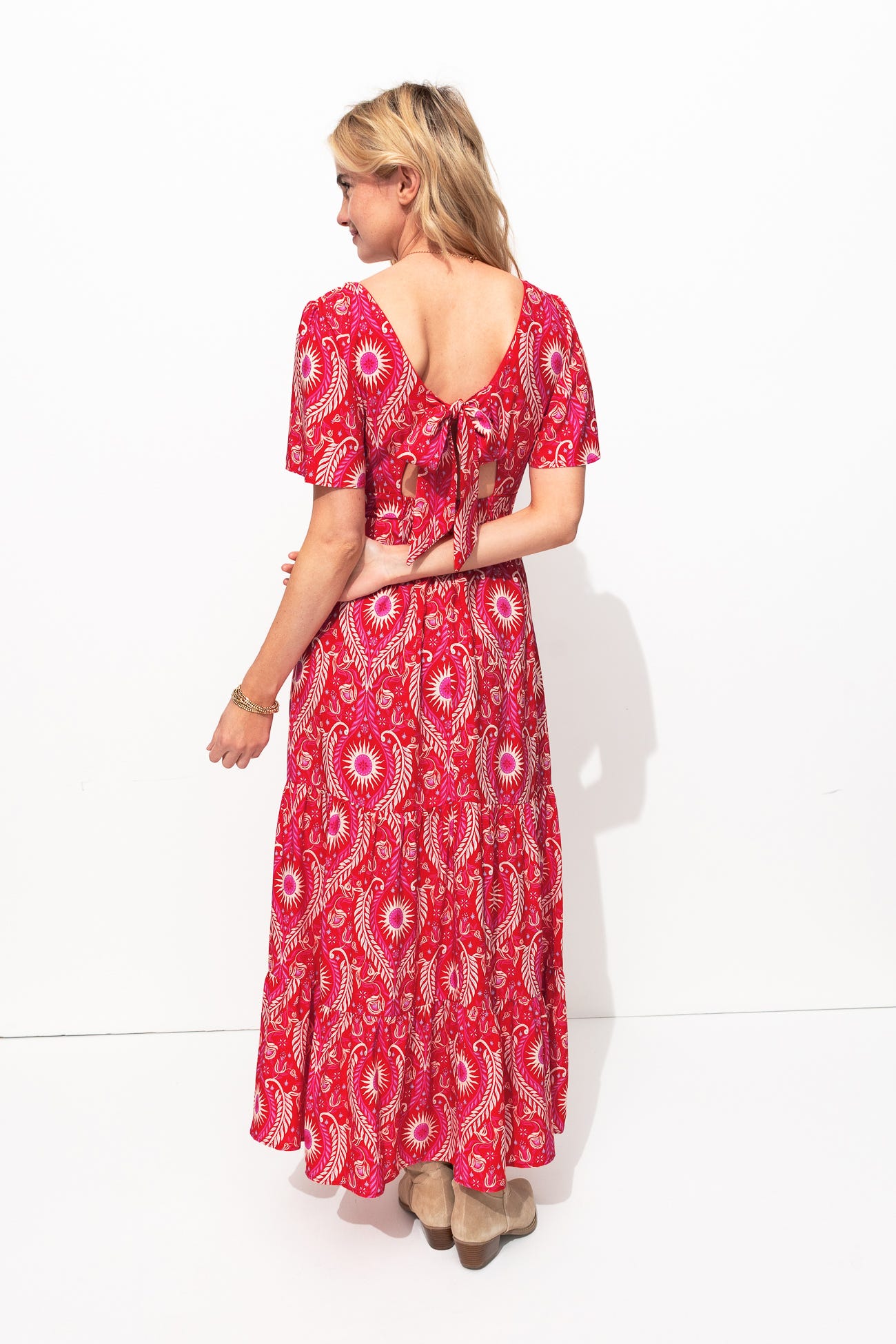 Robe longue décolleté dos