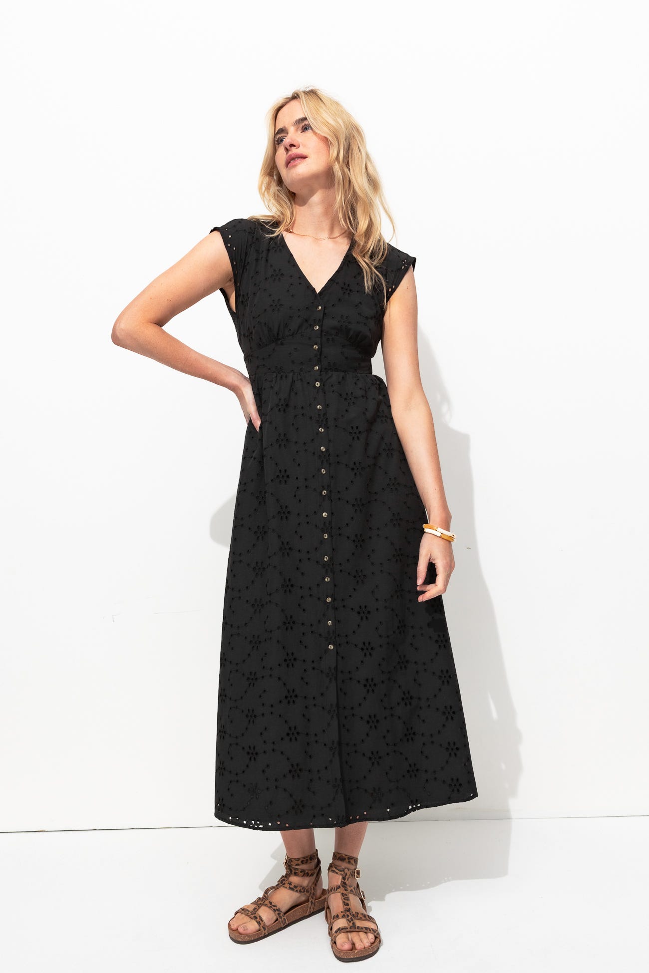 Robe en broderie anglaise