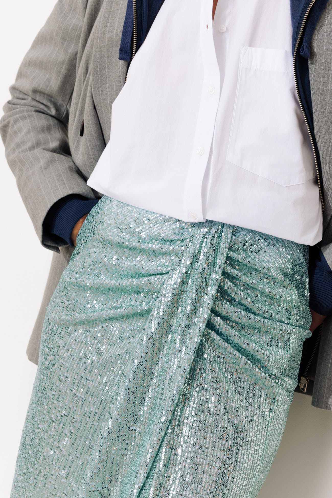Falda midi brillante