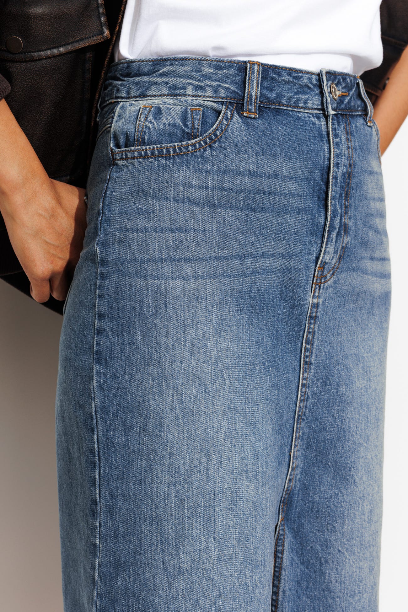 Jeansrock in Midilänge