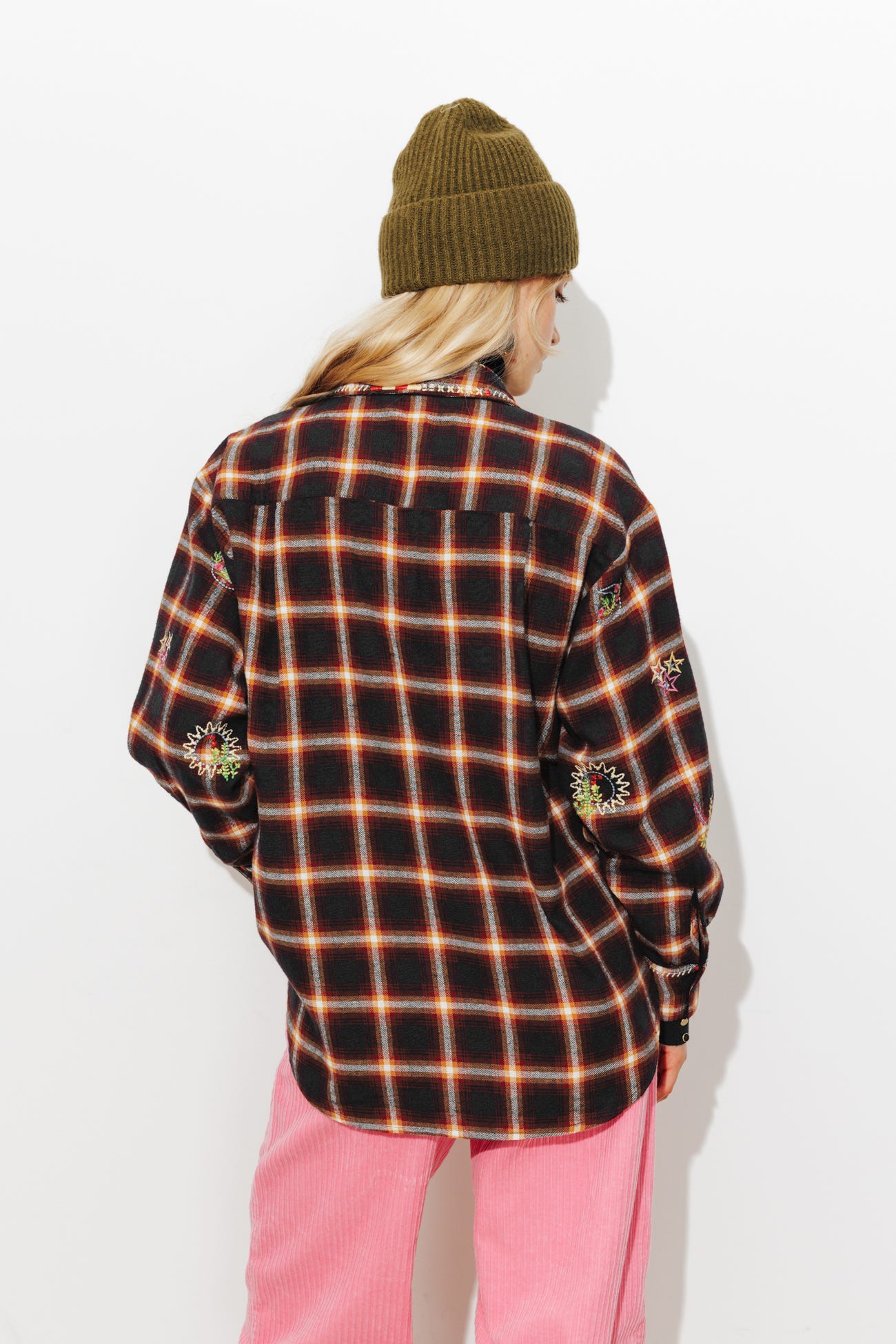 Chemise à carreaux brodée