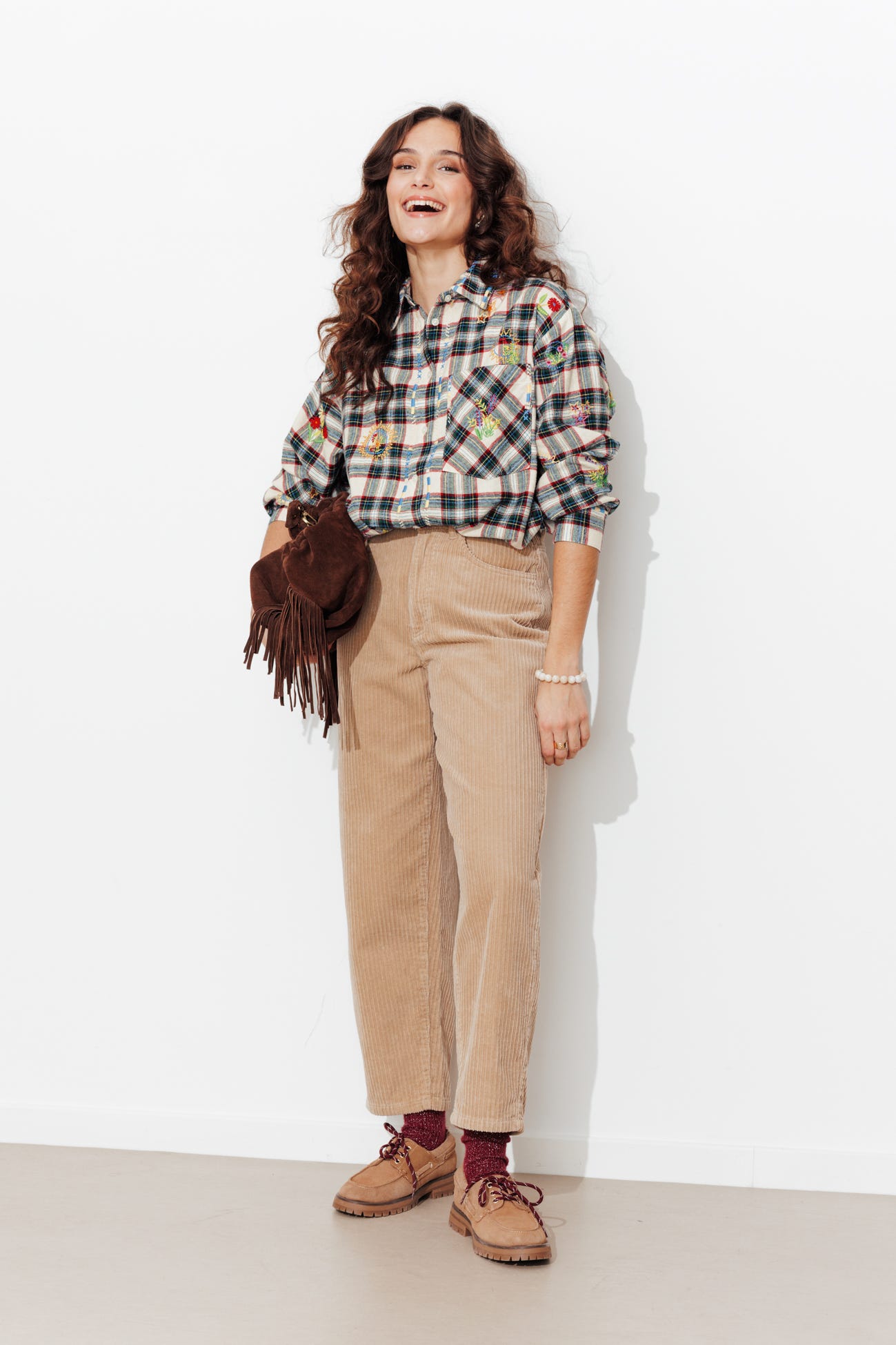 Chemise à carreaux brodée