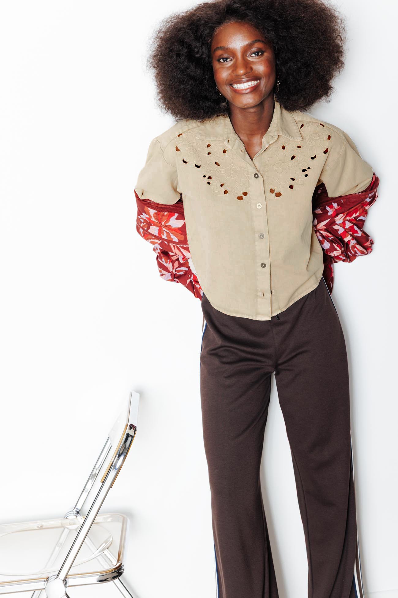 Chemise courte brodée Femme