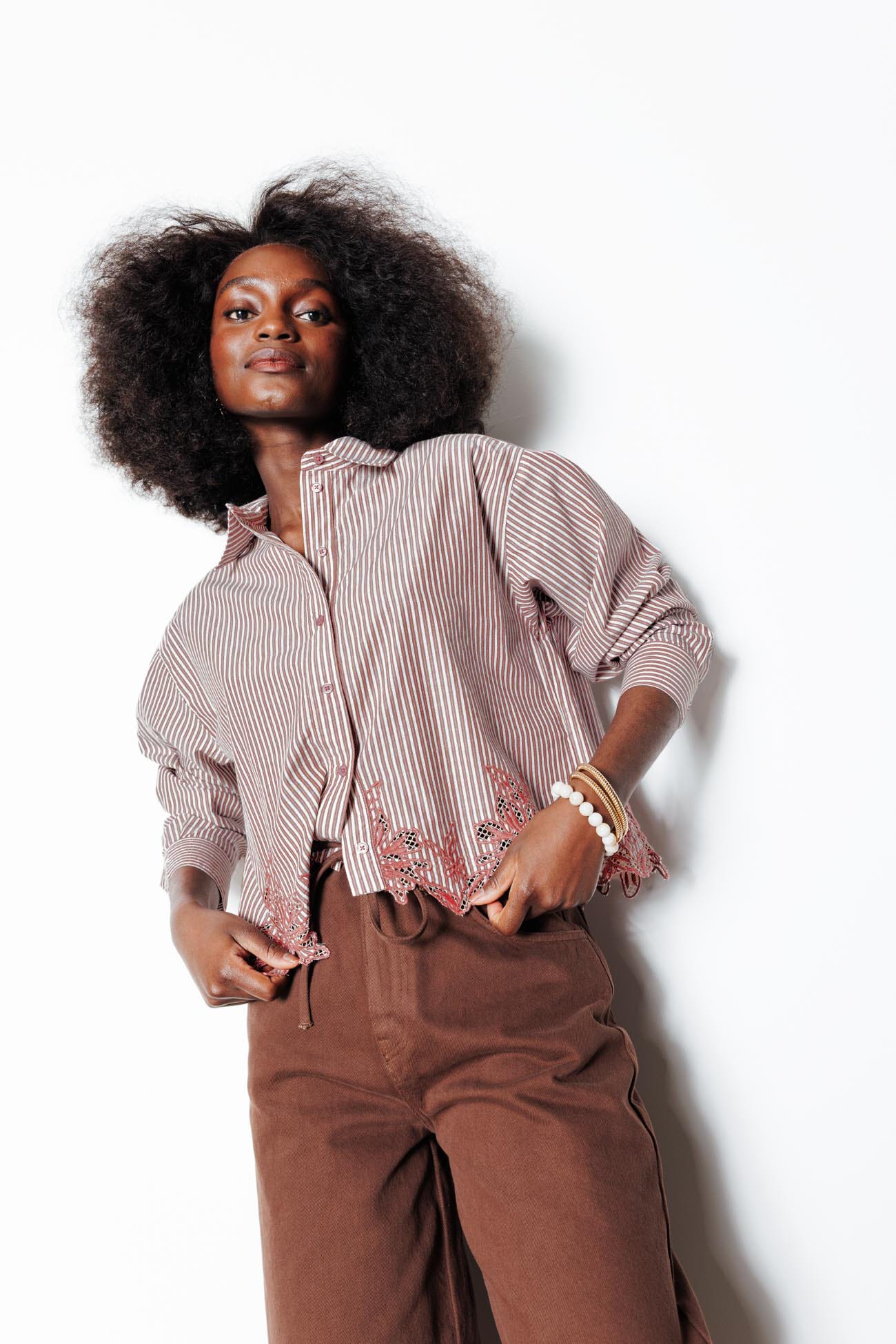 Chemise rayée détail dentelle