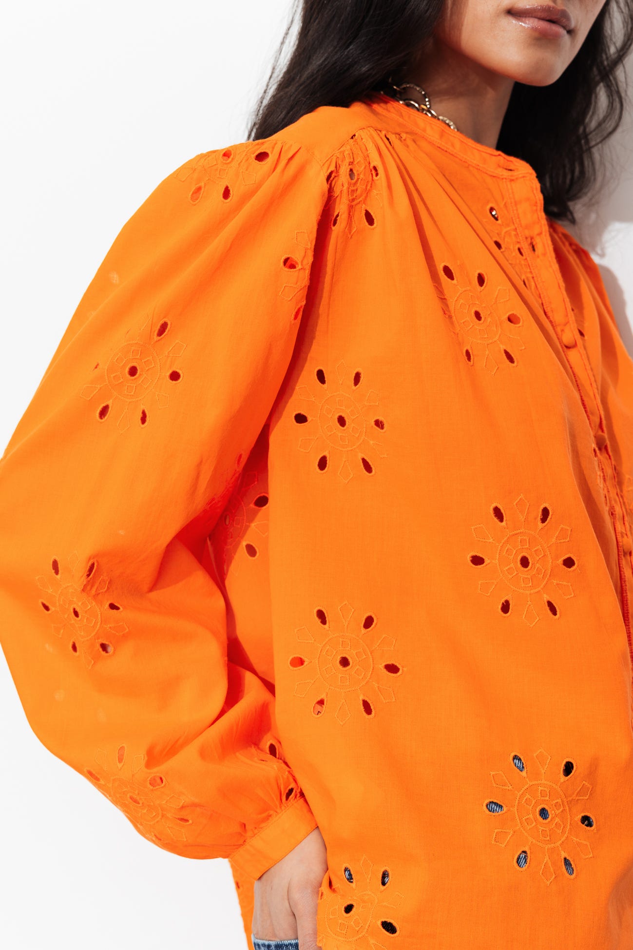 Chemise en broderie anglaise