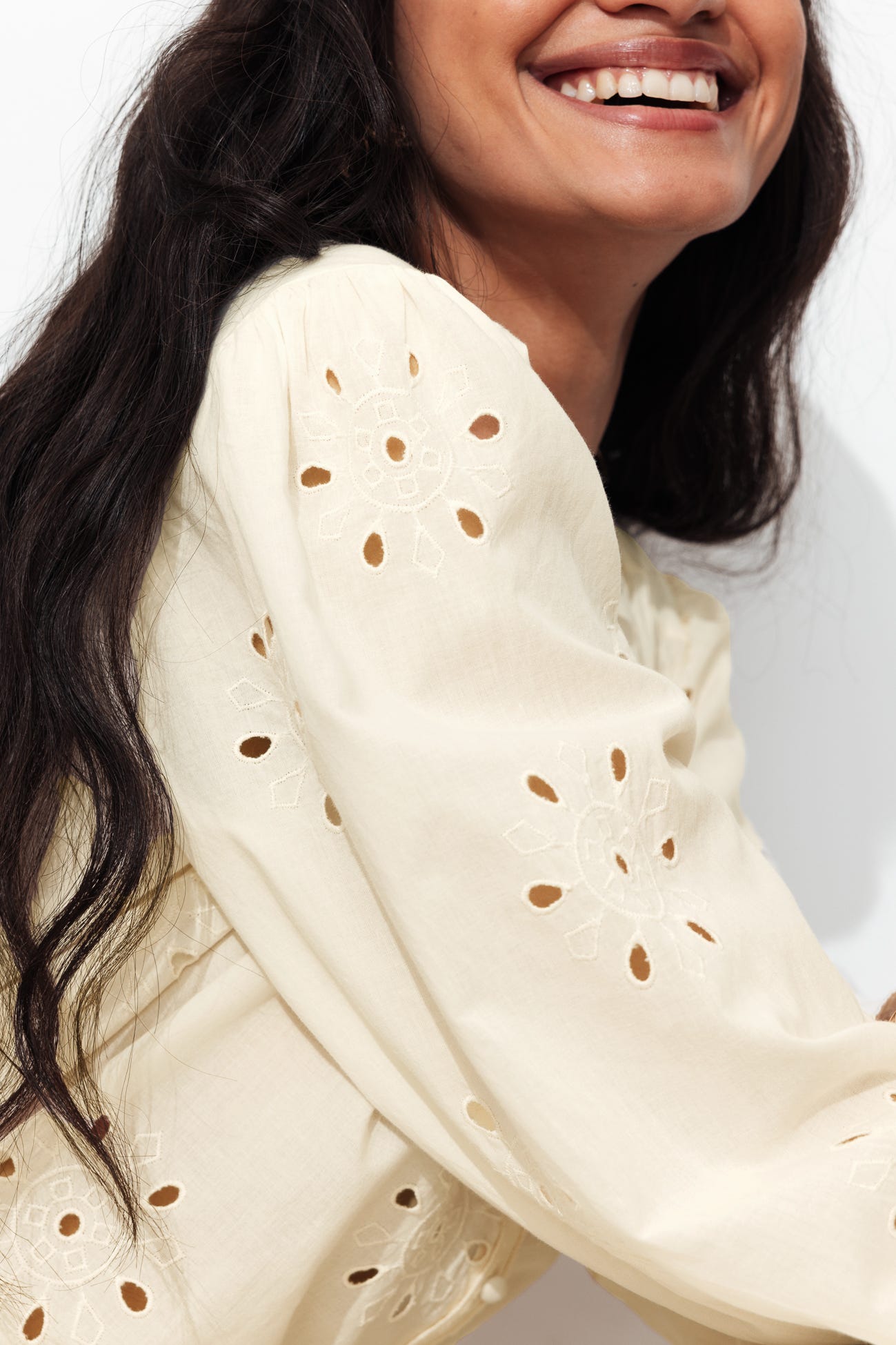 Chemise en broderie anglaise