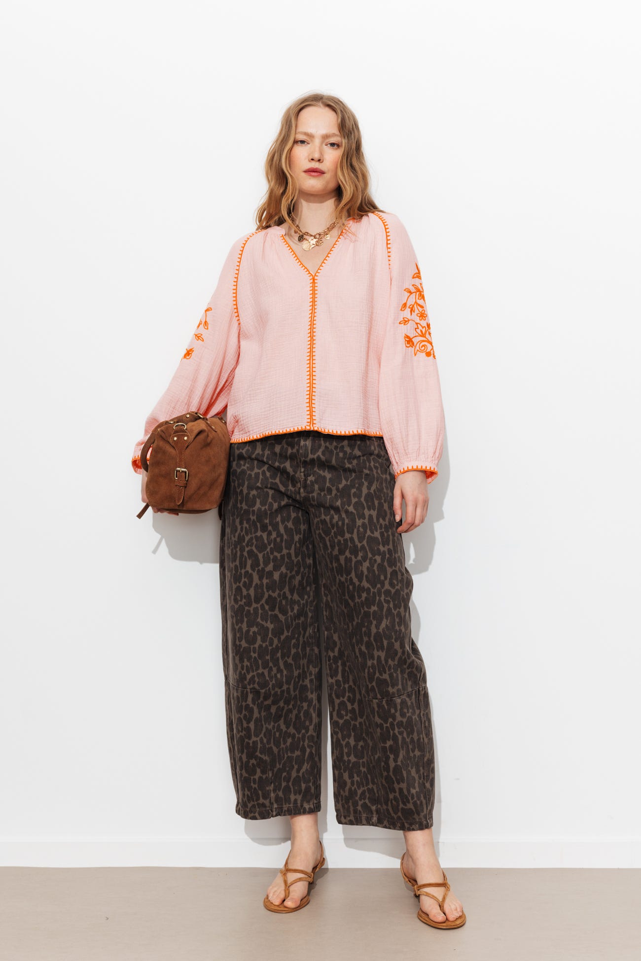 Blusa bordada gasa de algodón