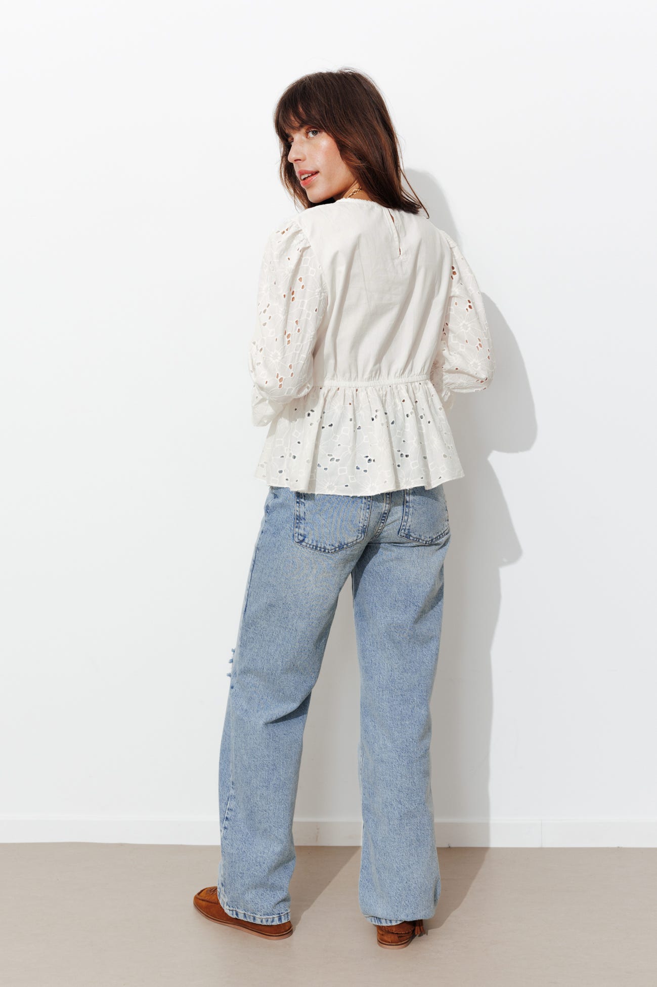 Blusa de bordado inglés