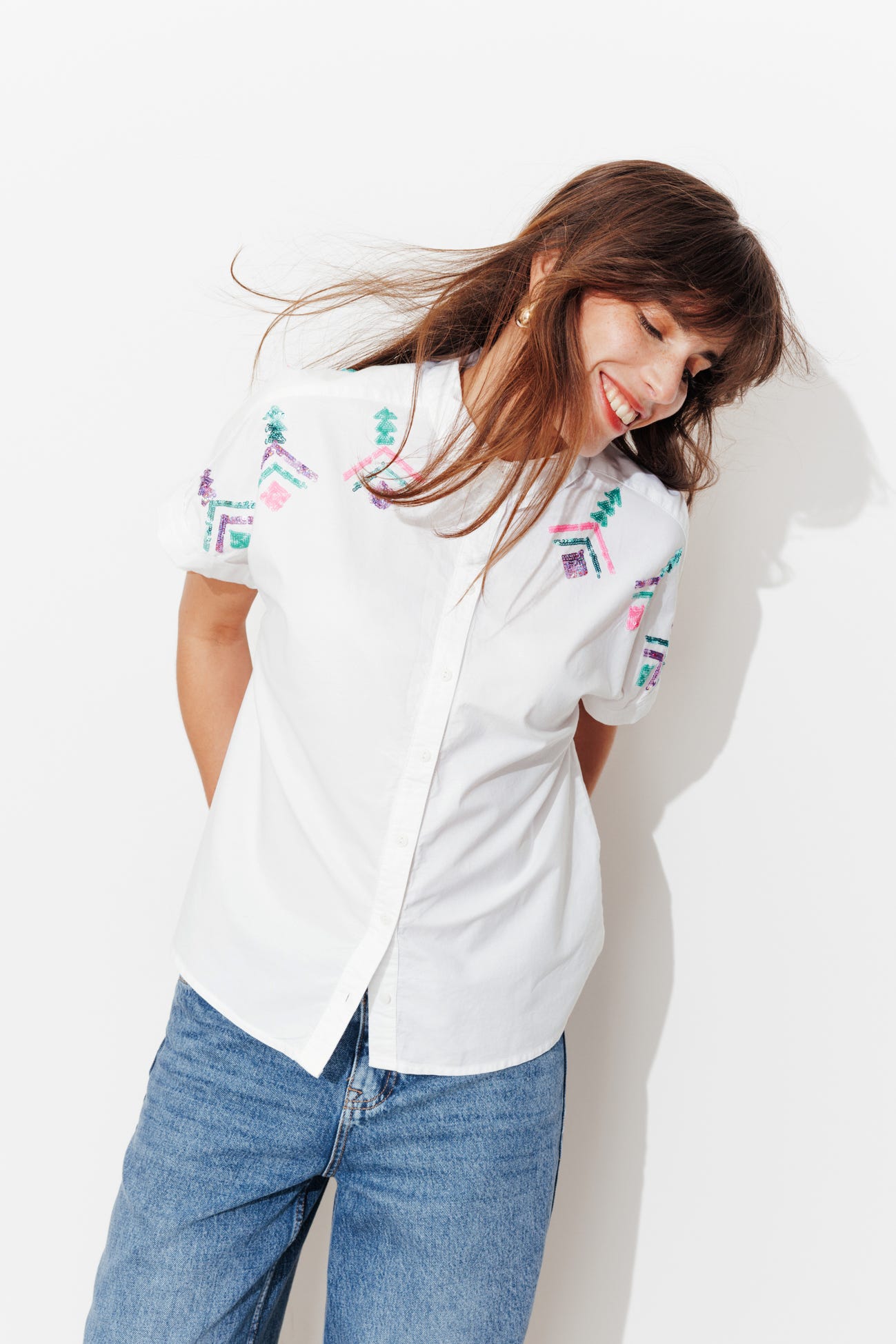 Chemise brodée de sequins