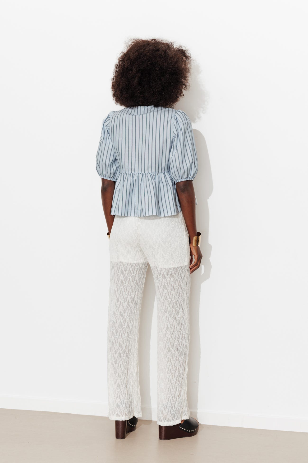 Blouse rayée à nouettes Femme