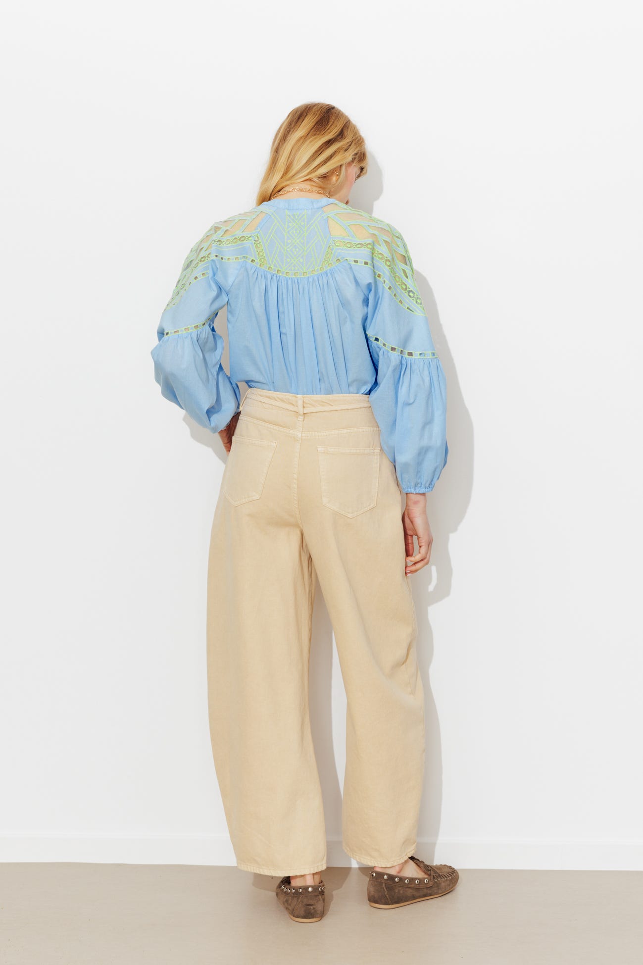 Blusa de algodón bordada