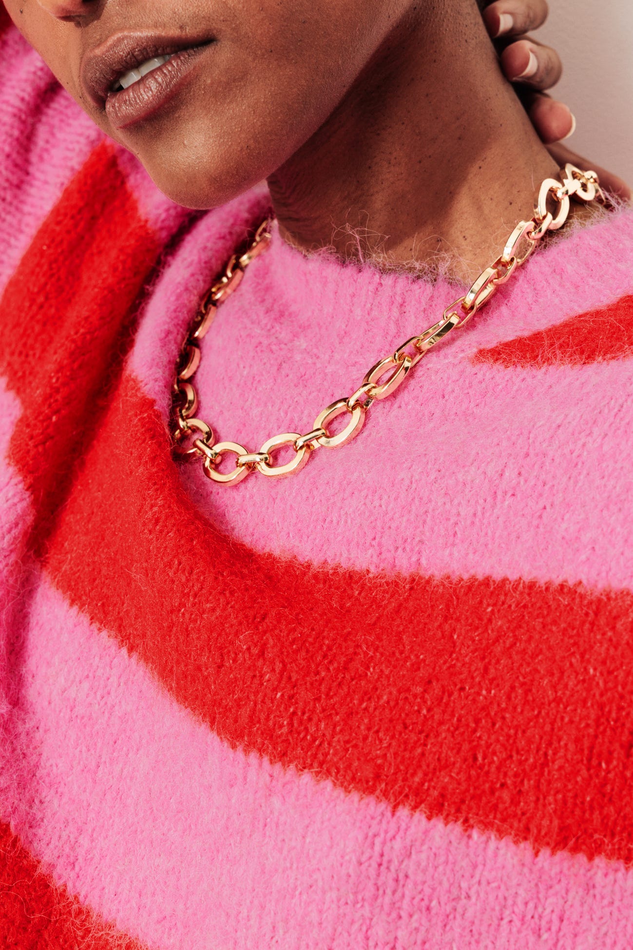 Pullover girocollo a righe