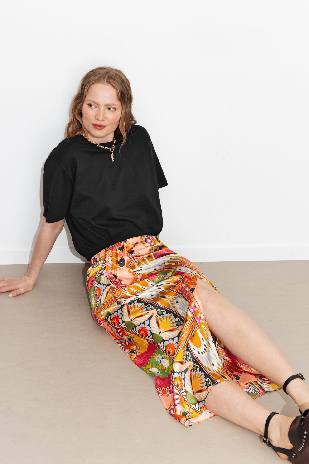 Jupe midi en satin imprimé