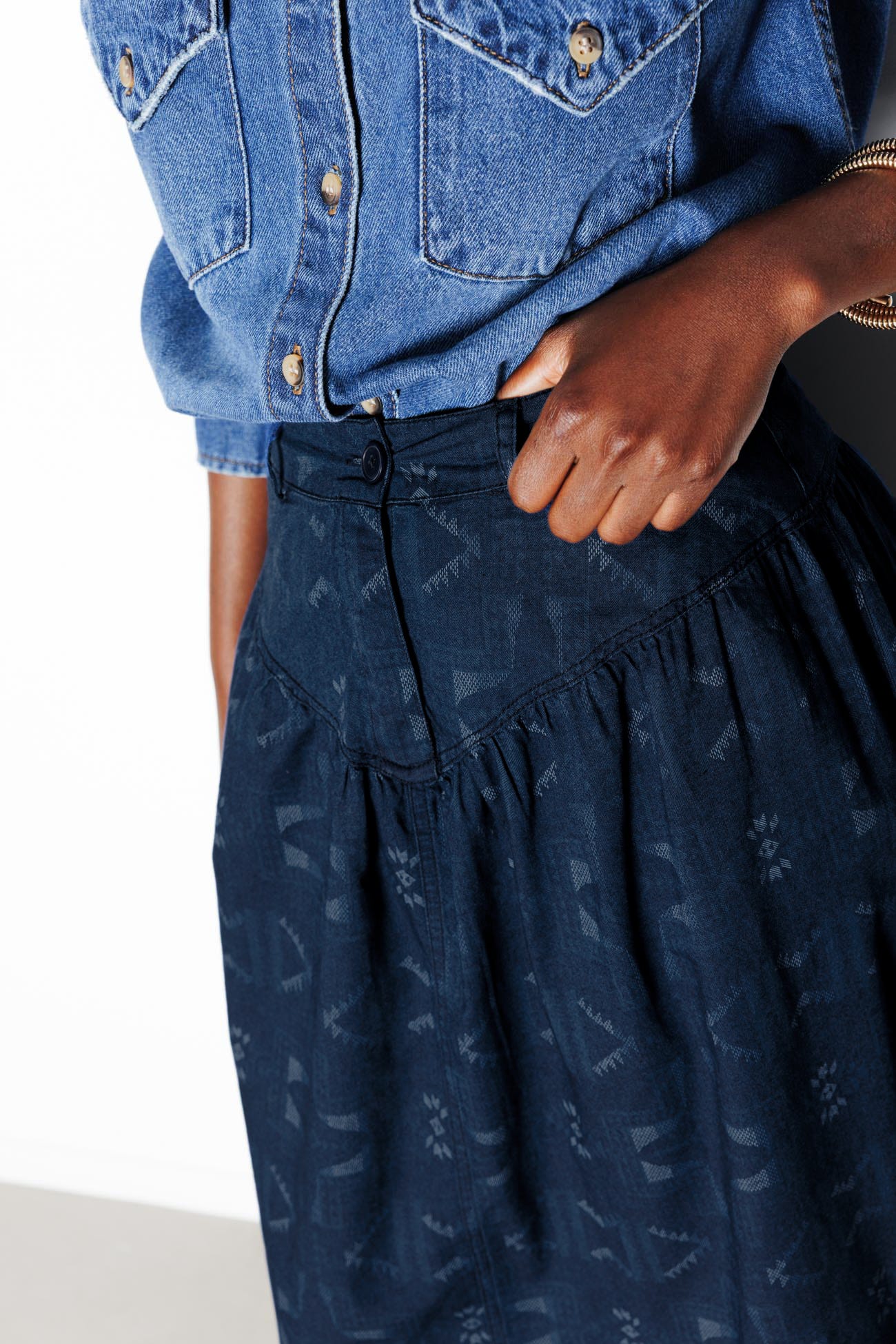 Falda midi evasé motivos