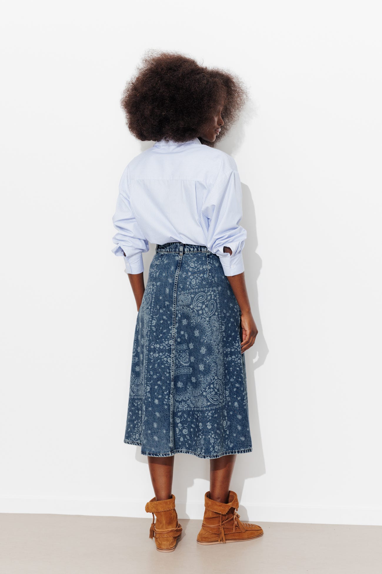 Laser pattern denim midi skirt