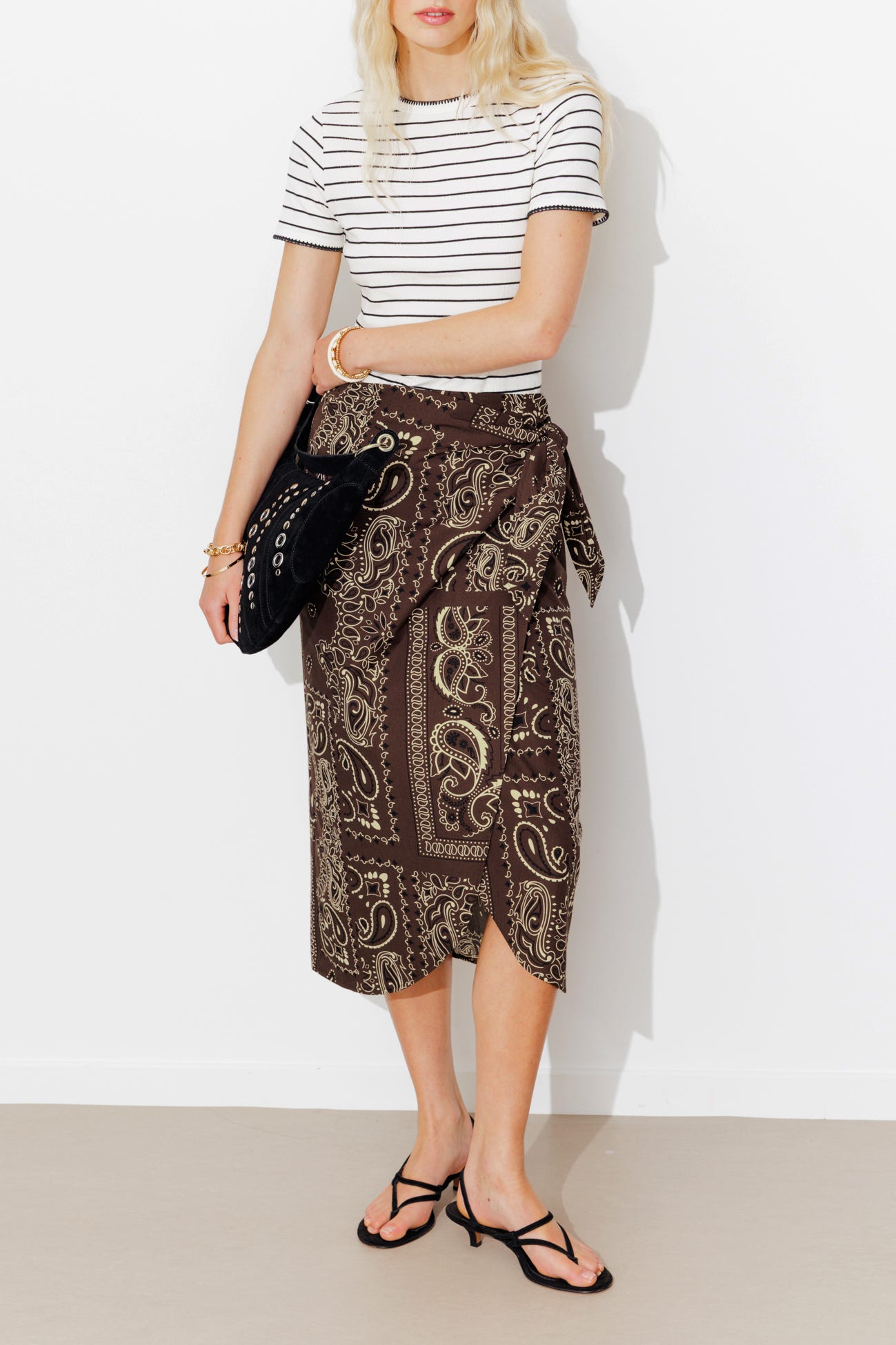 Crossover bandans skirt