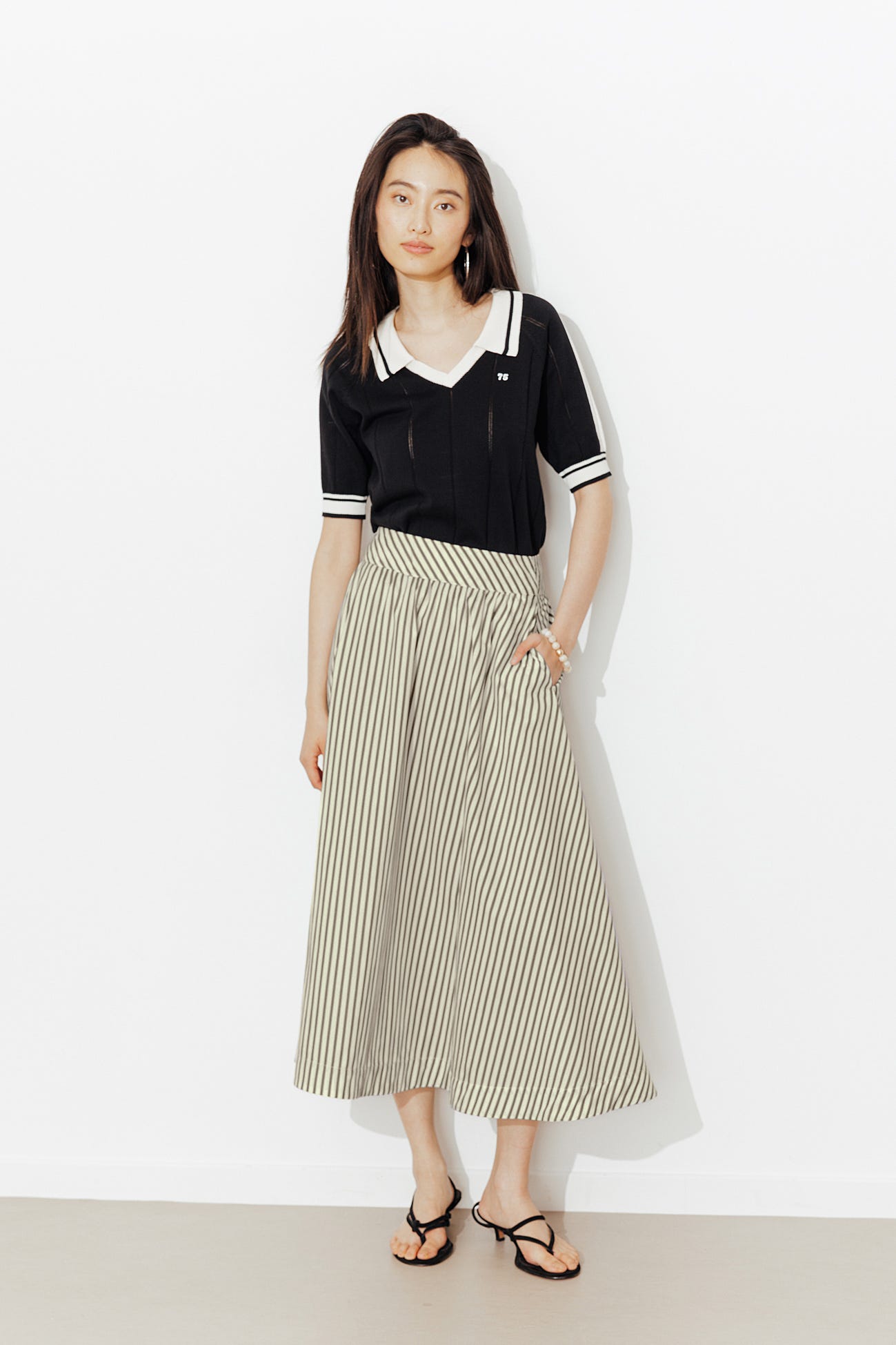 Falda midi evasé de rayas