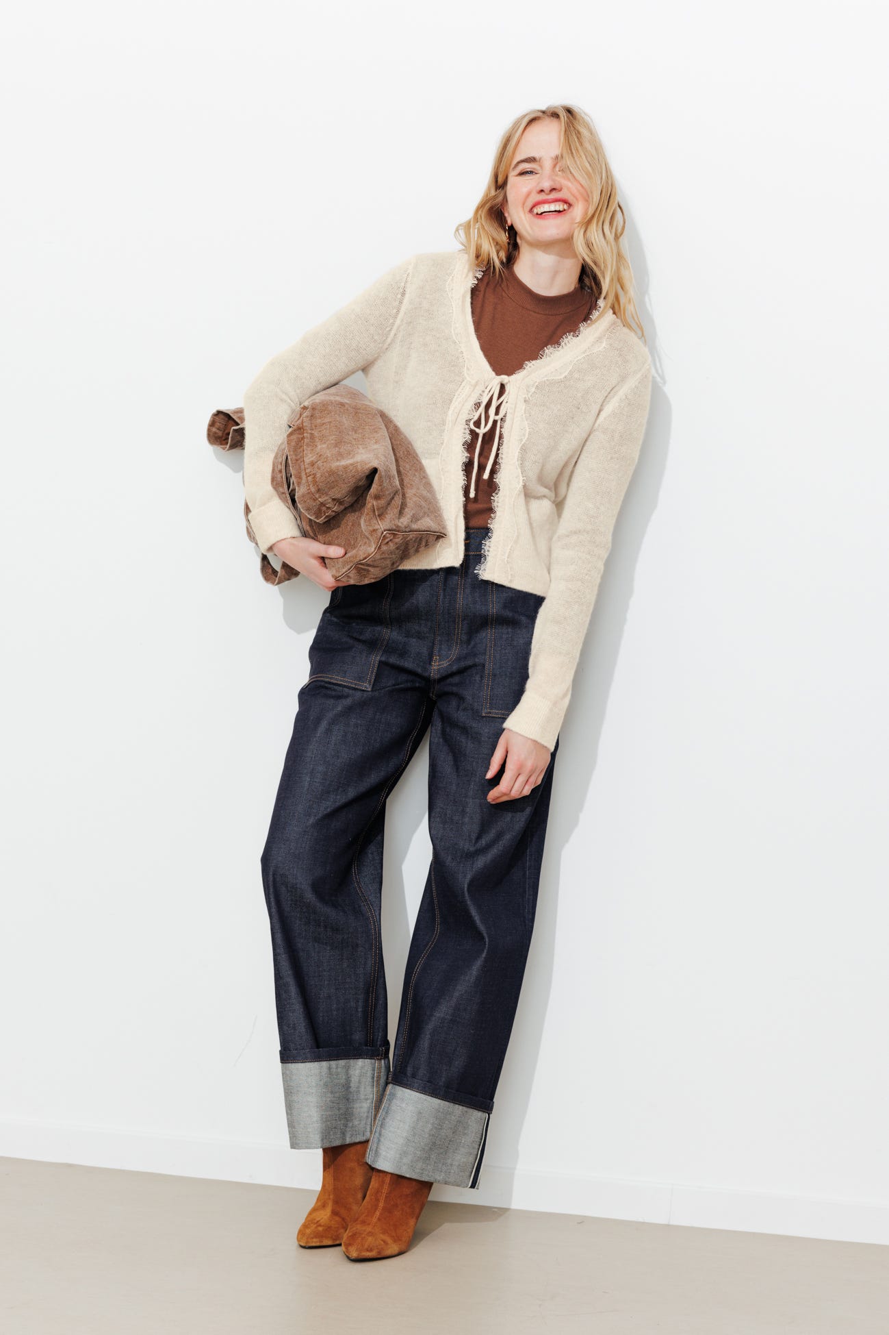 Cardigan mit Spitzendetails