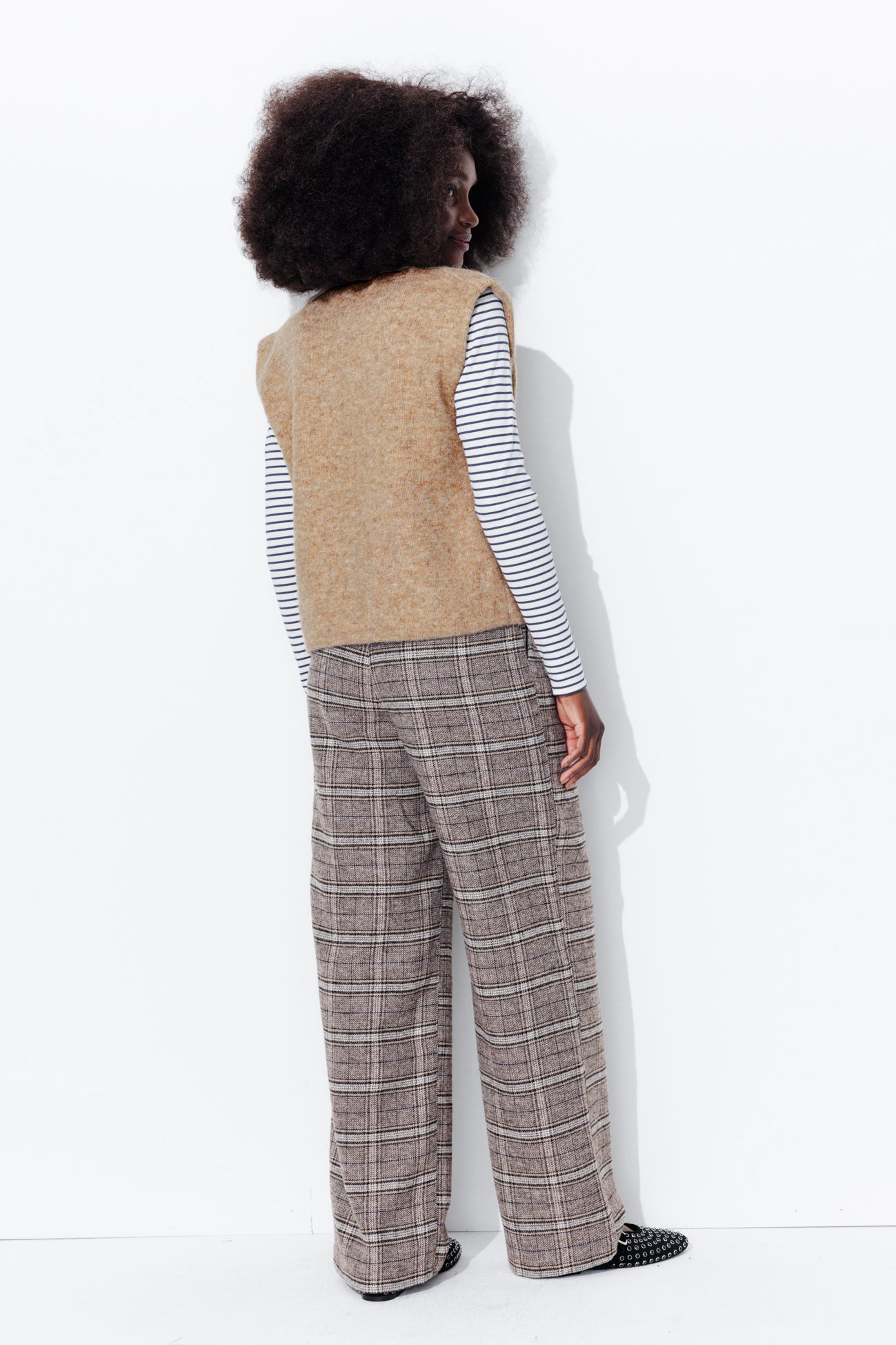 Cardigan corto smanicato