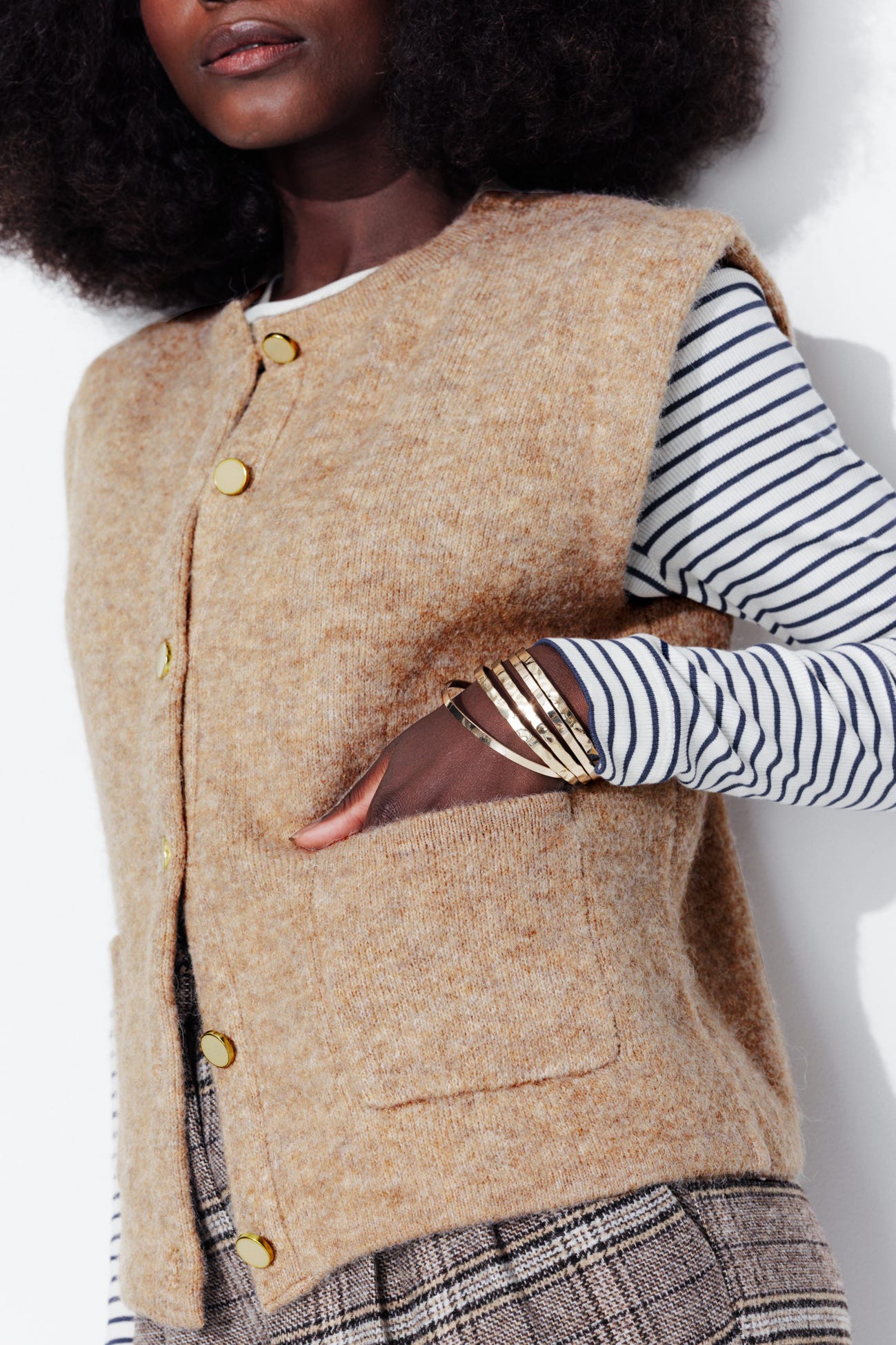 Cardigan corto smanicato