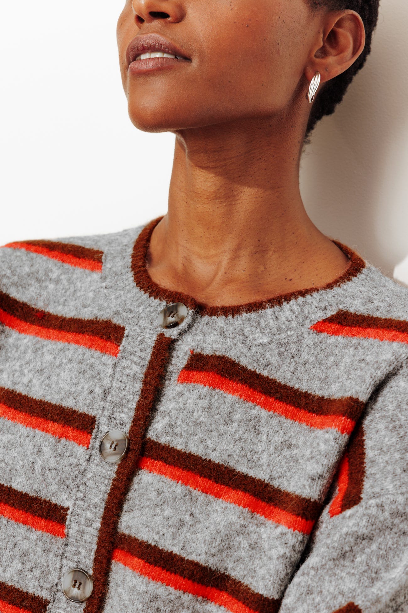 Cardigan à rayures colorées