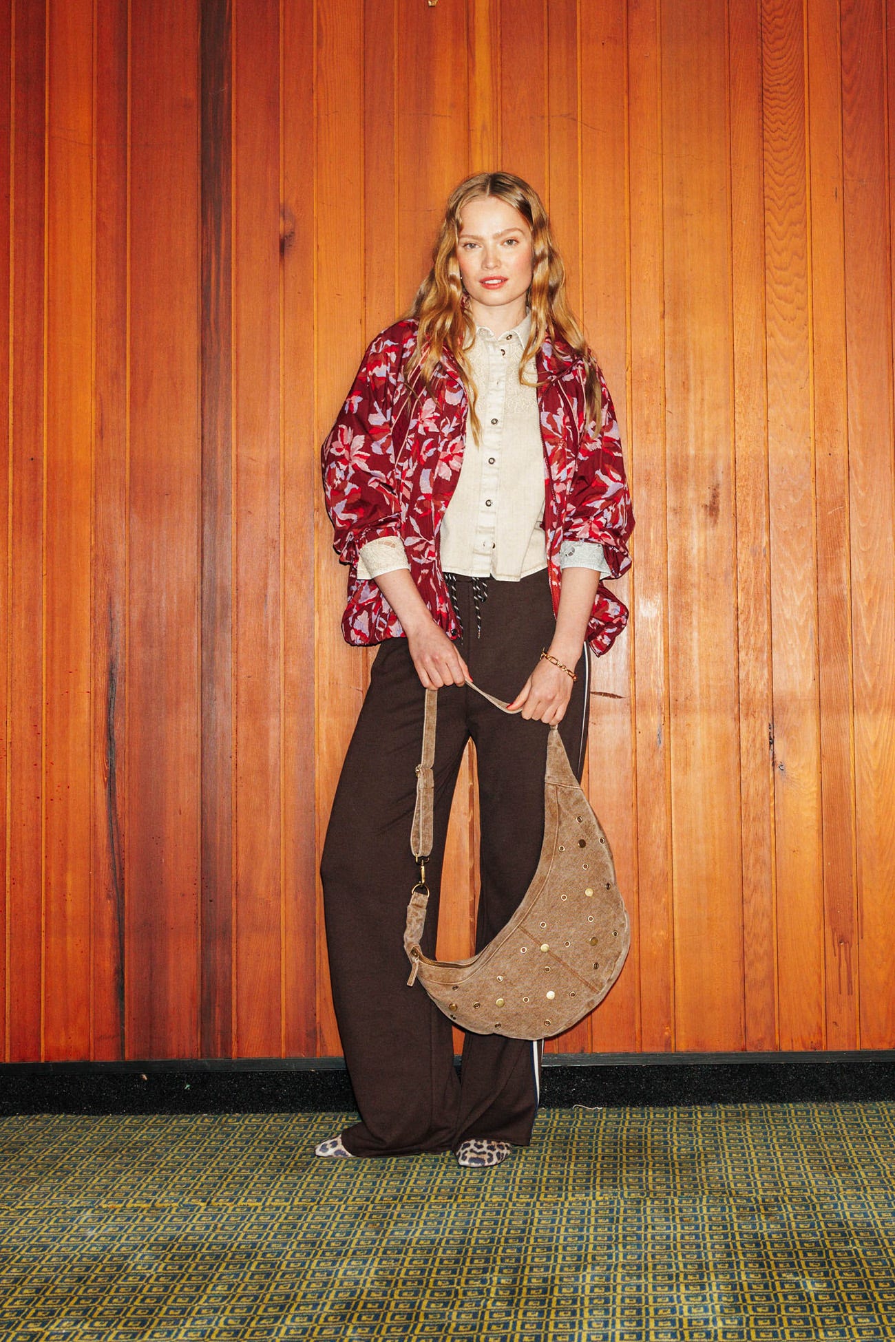 Windjacke mit Kapuze